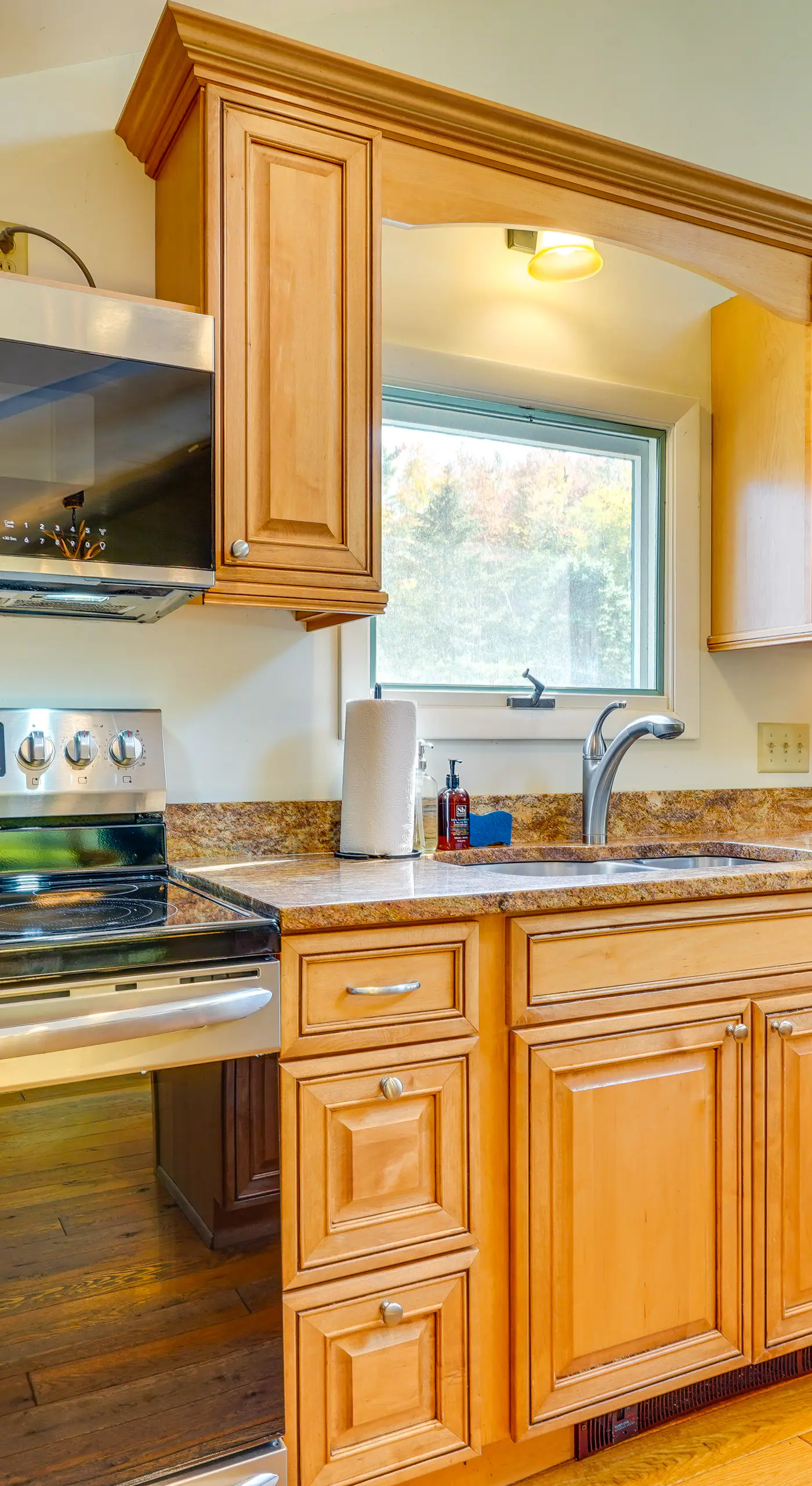 Luxe 5,000 Sq Ft Retreat: 5 Mi to Stratton Resort