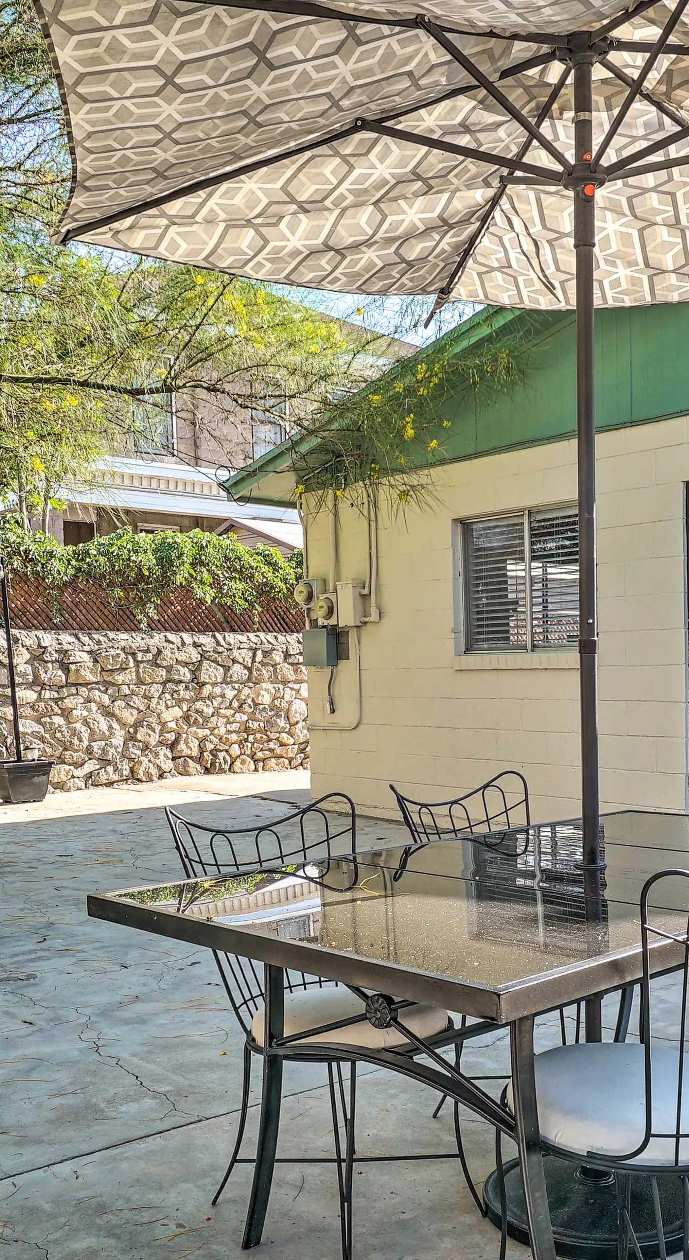 El Paso Cottage - Walk to UMC & Texas Tech!