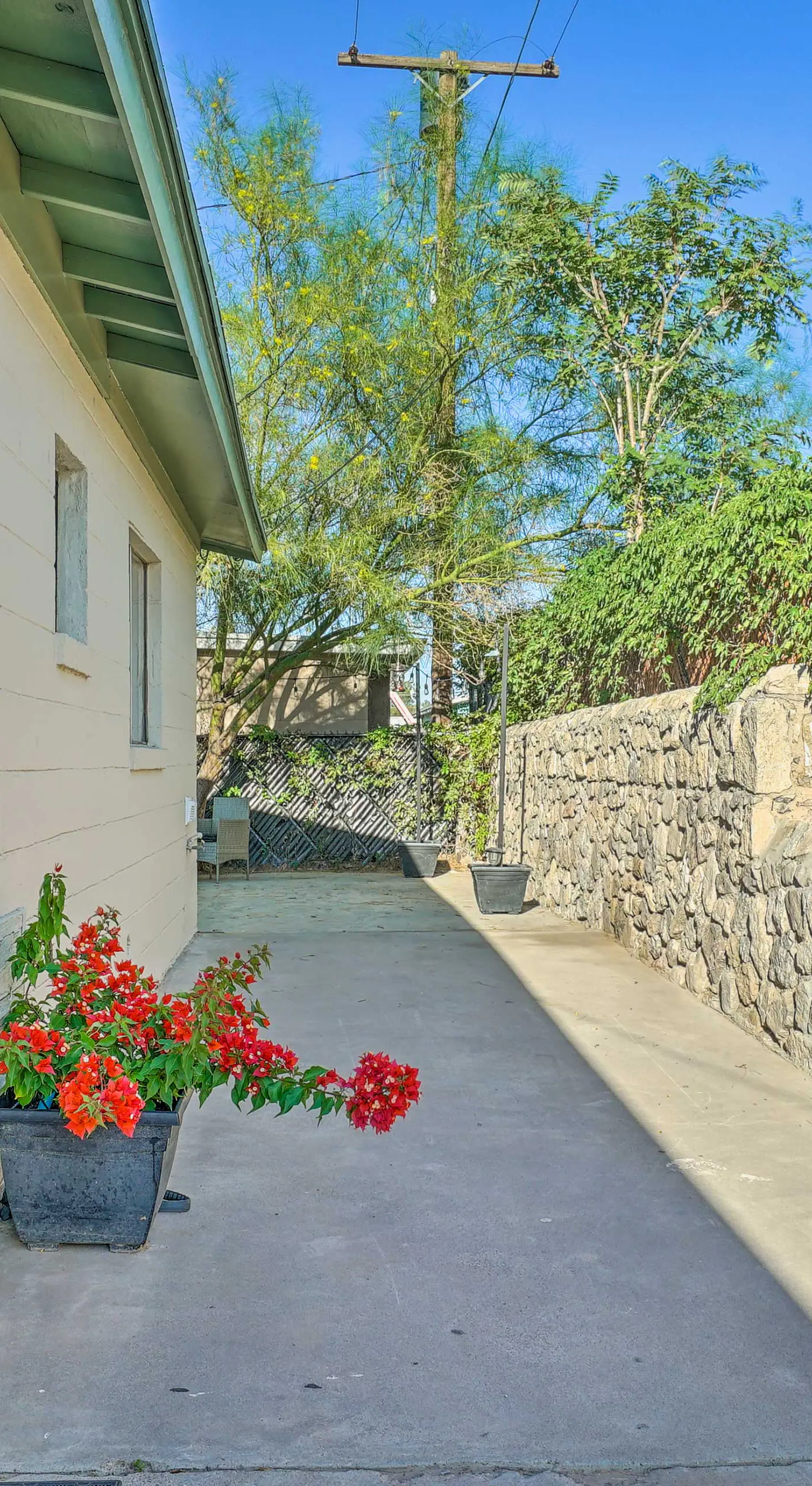 El Paso Cottage - Walk to UMC & Texas Tech!