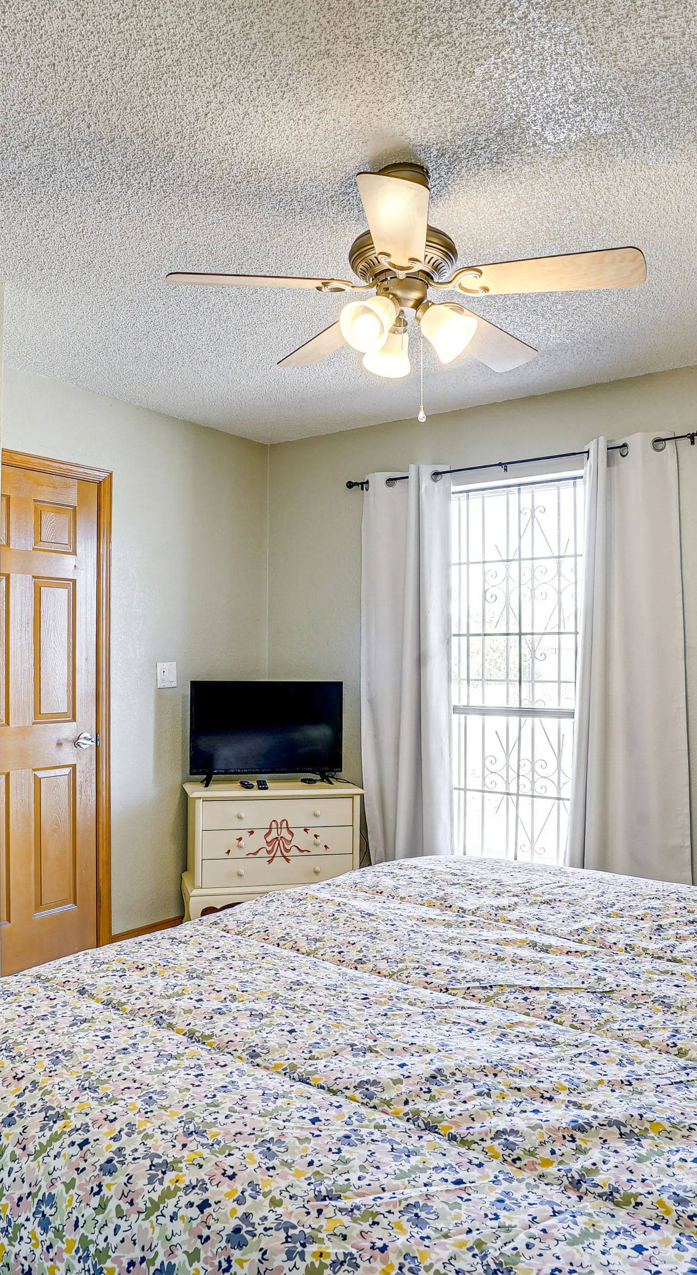Pet-Friendly El Paso Home ~ 9 Mi to Fort Bliss!