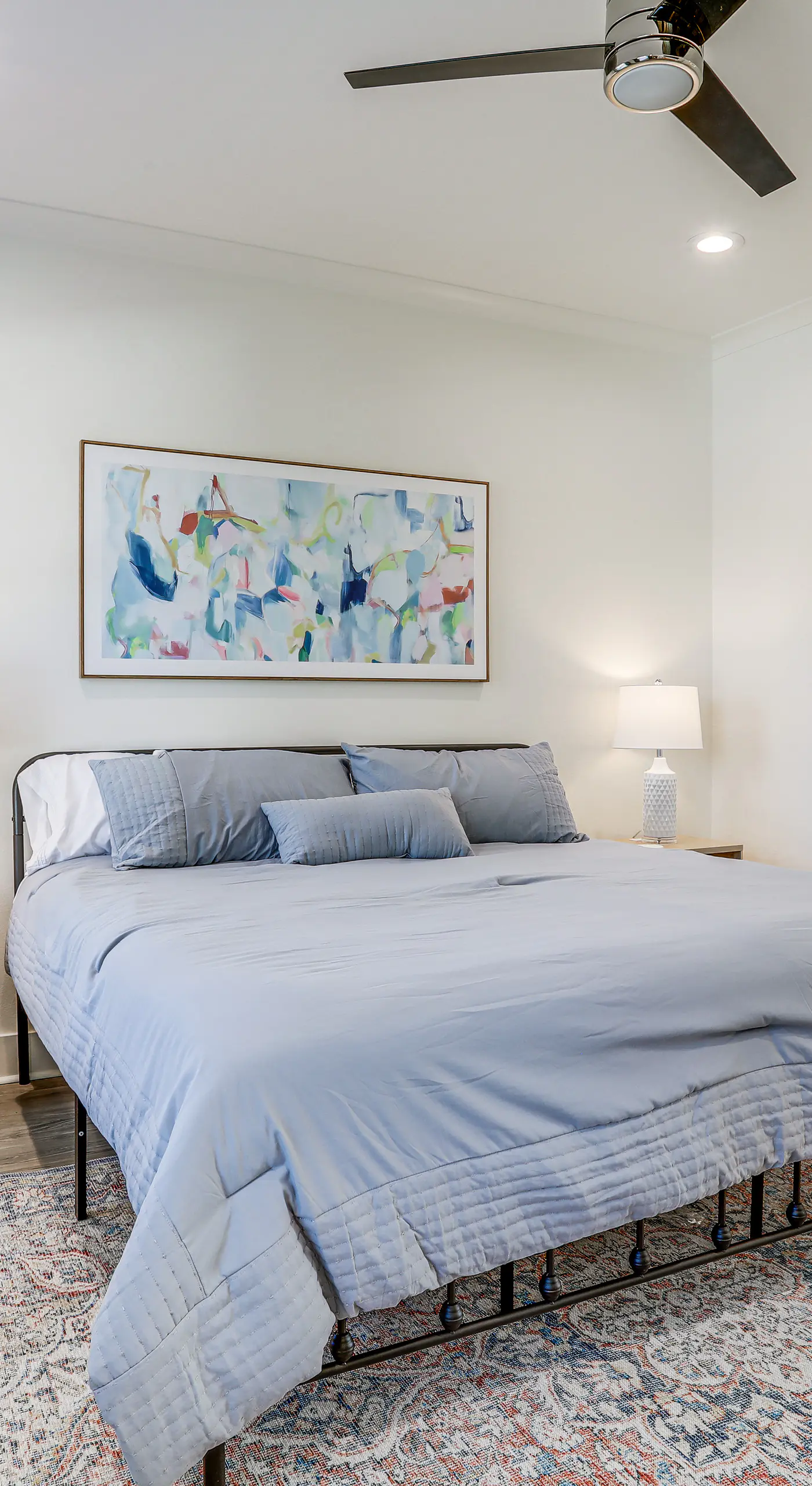 Modern 3BR Retreat - Near Bluebonnet & Hospitals
