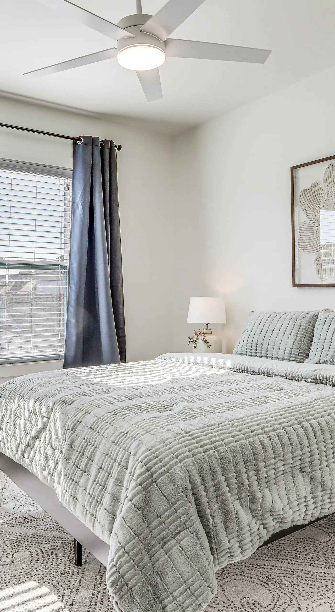 Modern 3BR Retreat - Near Bluebonnet & Hospitals