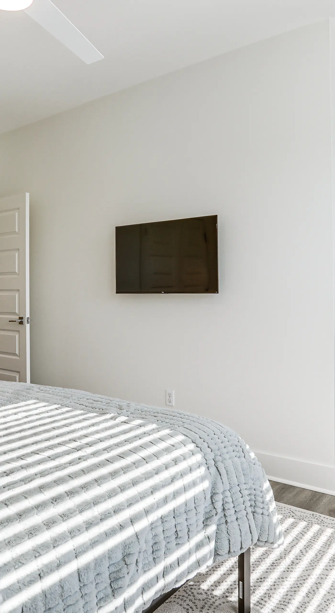 Modern 3BR Retreat - Near Bluebonnet & Hospitals