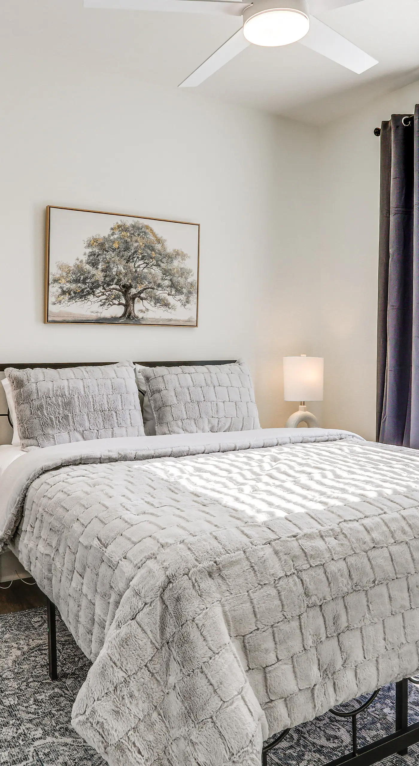 Modern 3BR Retreat - Near Bluebonnet & Hospitals