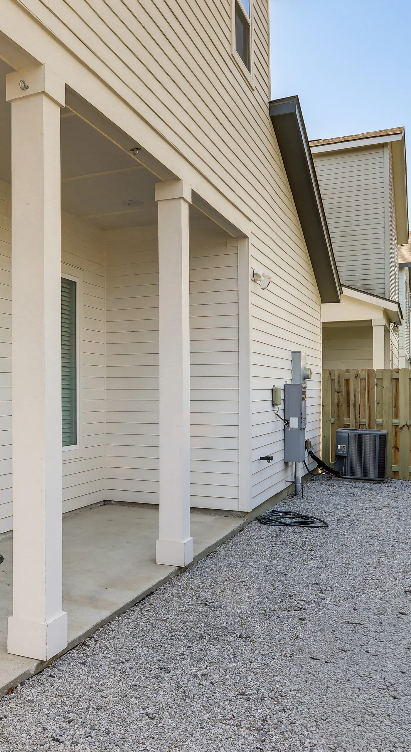 Modern 3BR Retreat - Near Bluebonnet & Hospitals