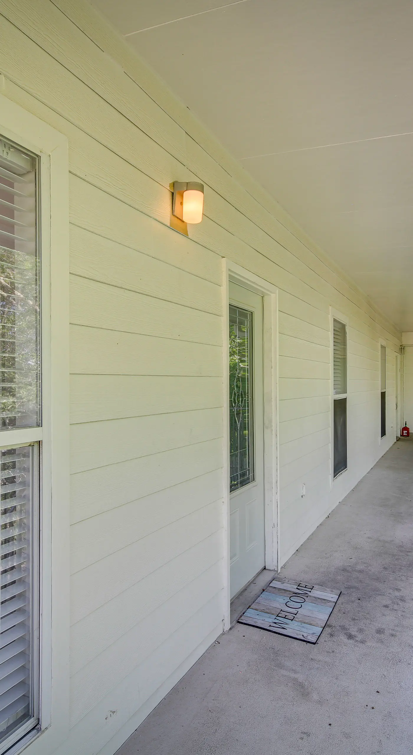 Pet-Friendly Vacation Rental in Biloxi Near Beach!