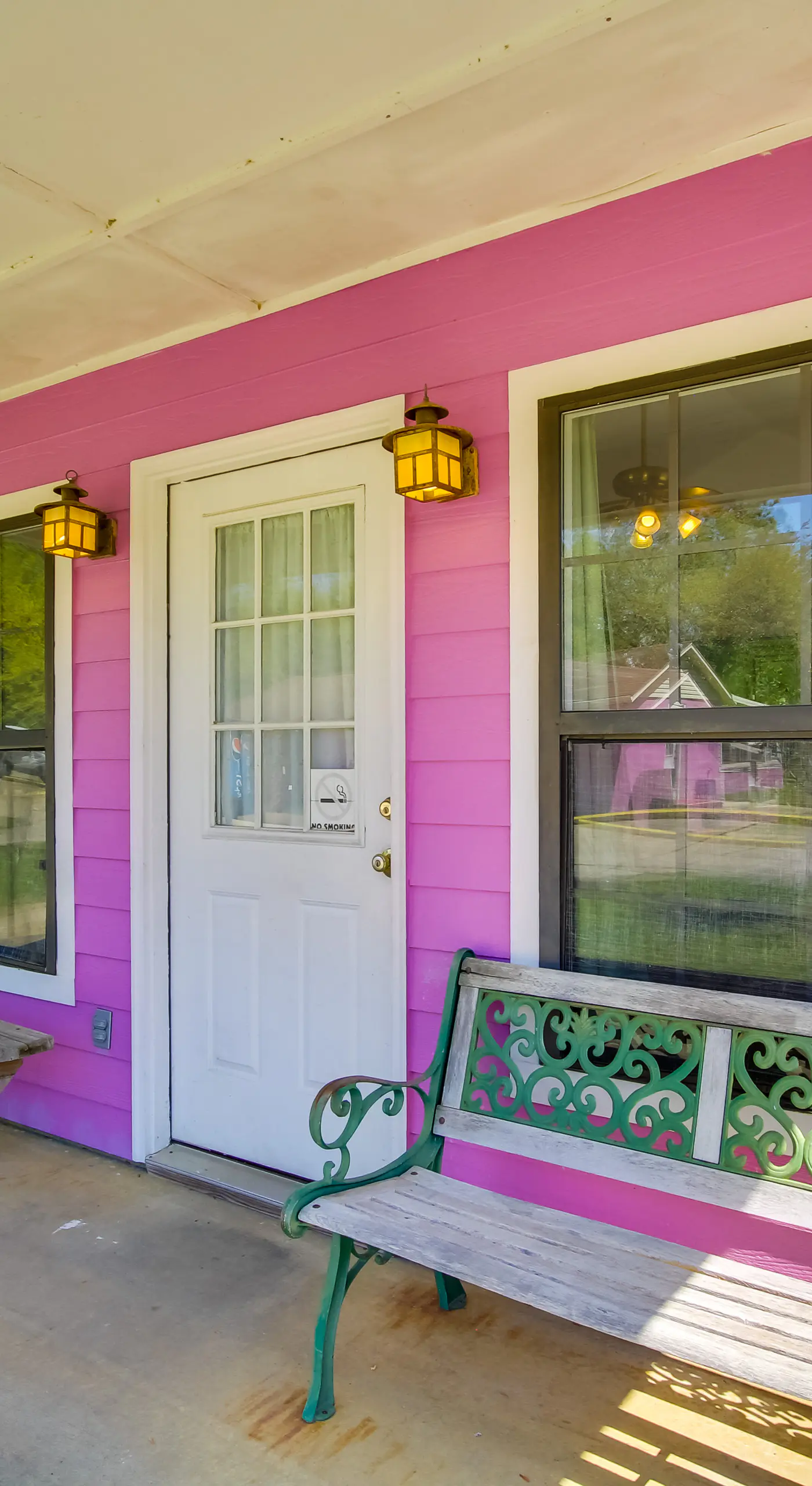 Biloxi Resort Cottage w/ Pool & Lake Access!