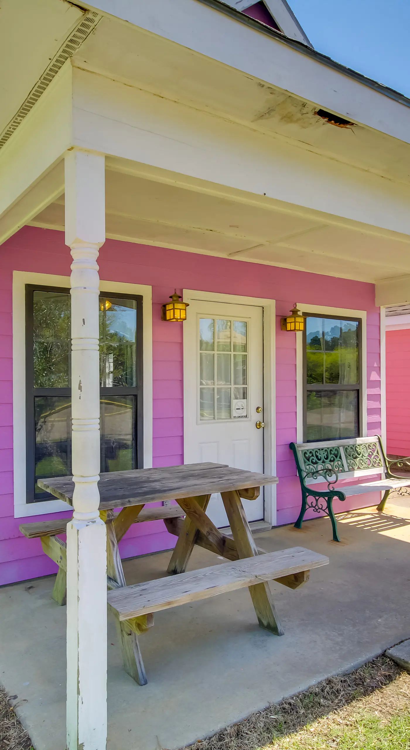 Biloxi Resort Cottage w/ Pool & Lake Access!