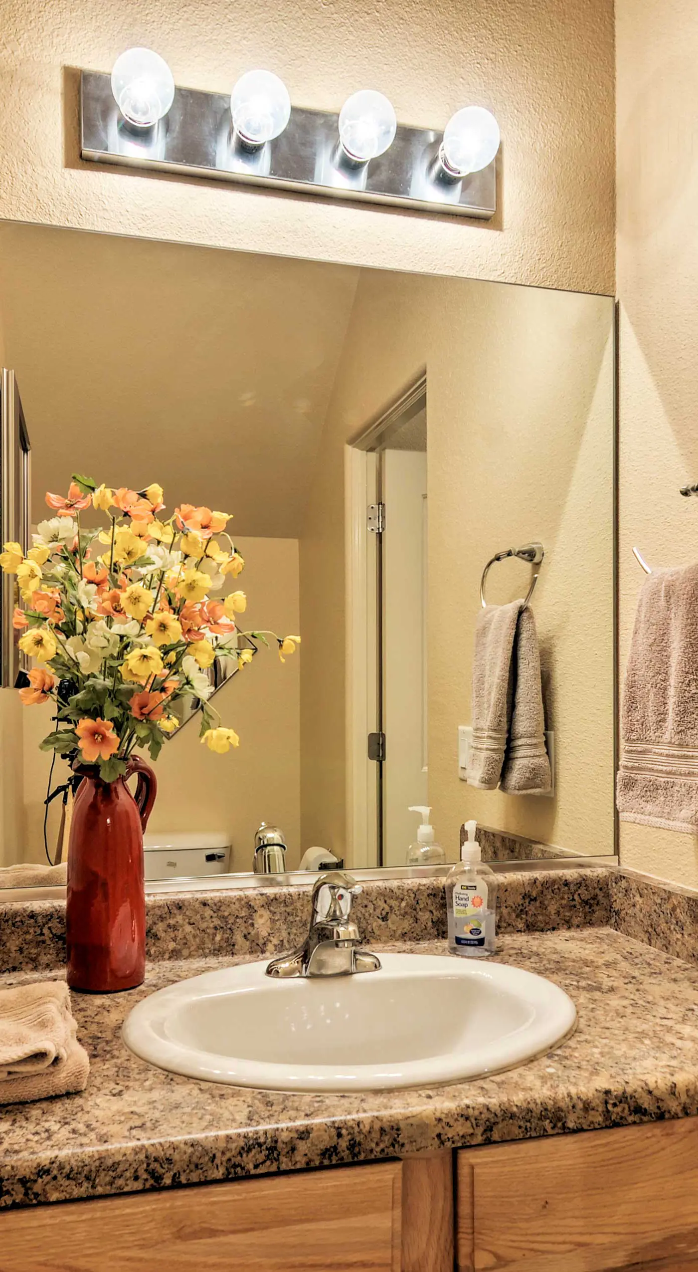 Kanab Condo w/ Pool & AC < 1 Mi to Attractions!