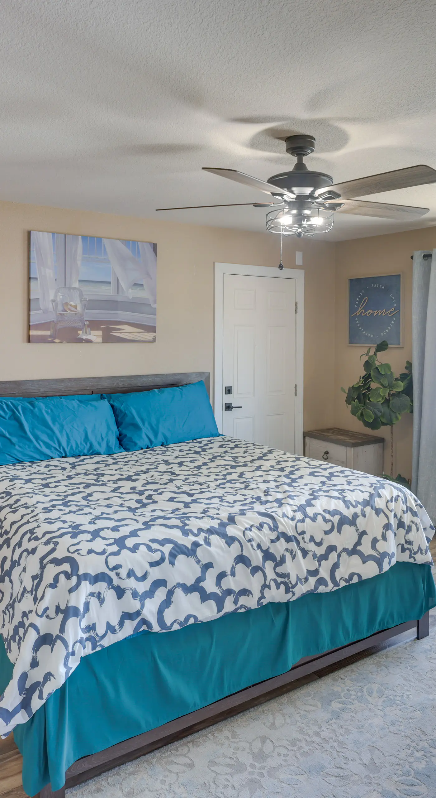 Lovely Bullhead City Retreat w/ Patio & Grill!