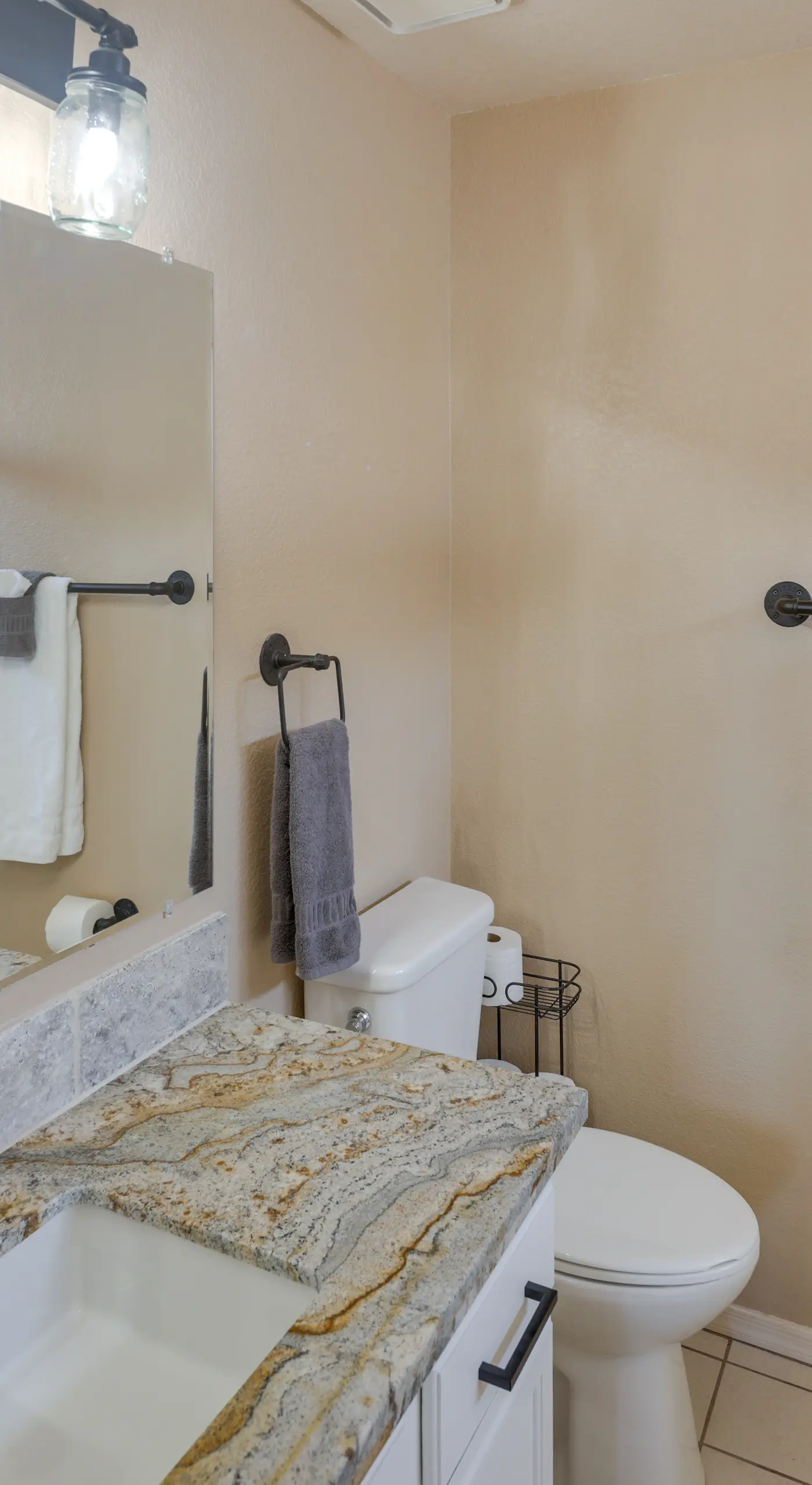 Lovely Bullhead City Retreat w/ Patio & Grill!
