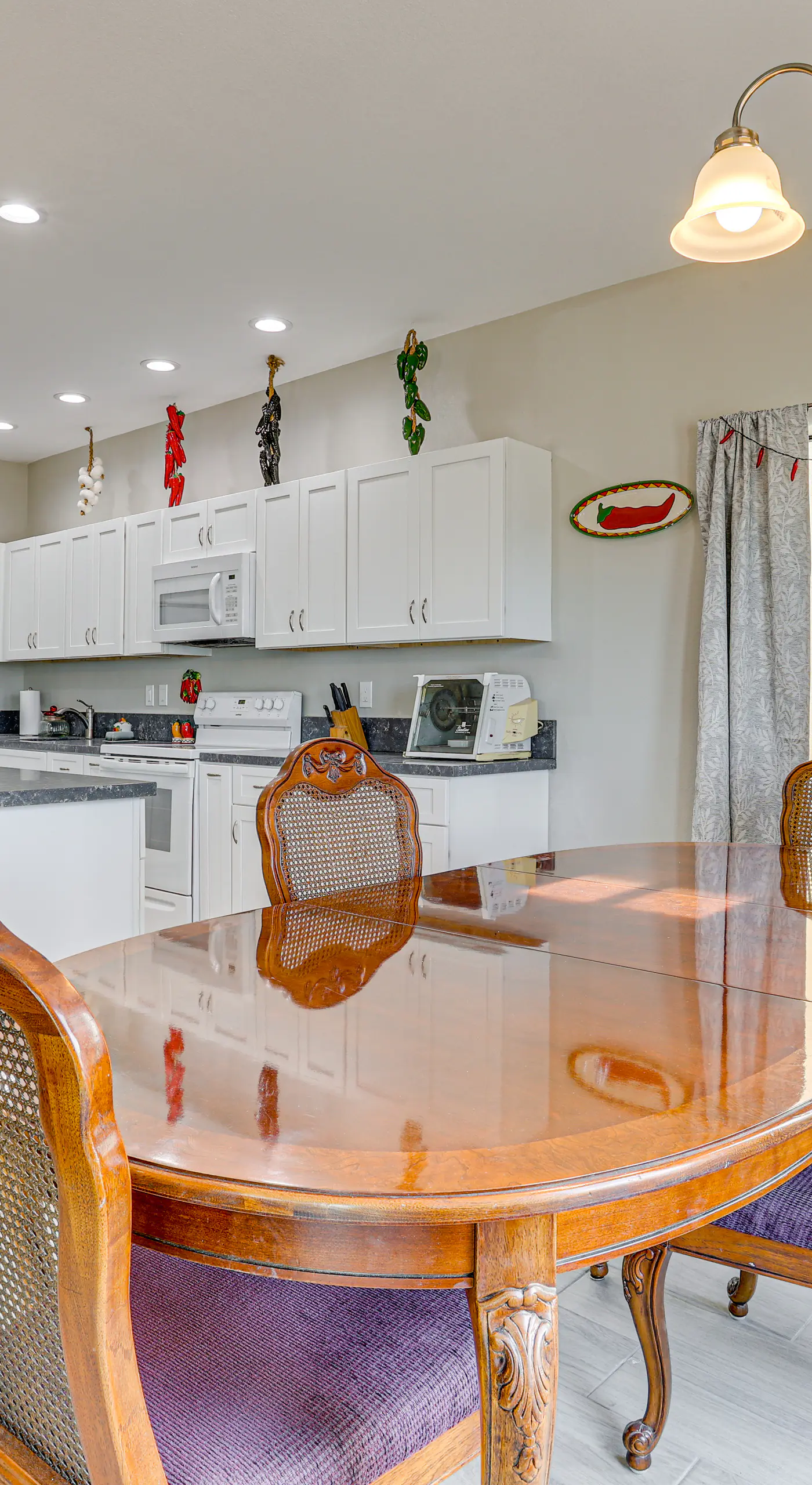 7 Mi to Golf: Mtn-View Retreat in Bullhead City