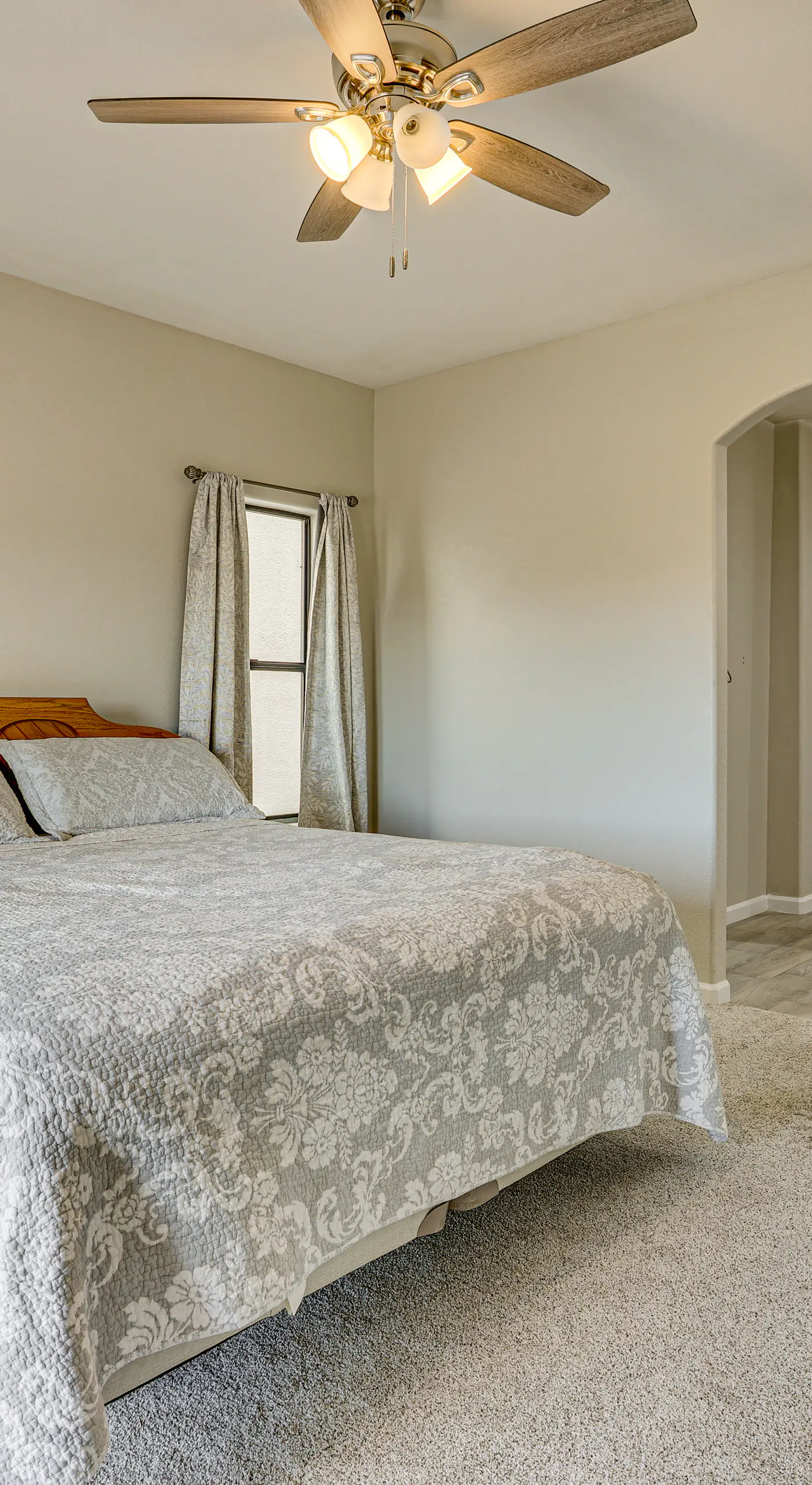 7 Mi to Golf: Mtn-View Retreat in Bullhead City