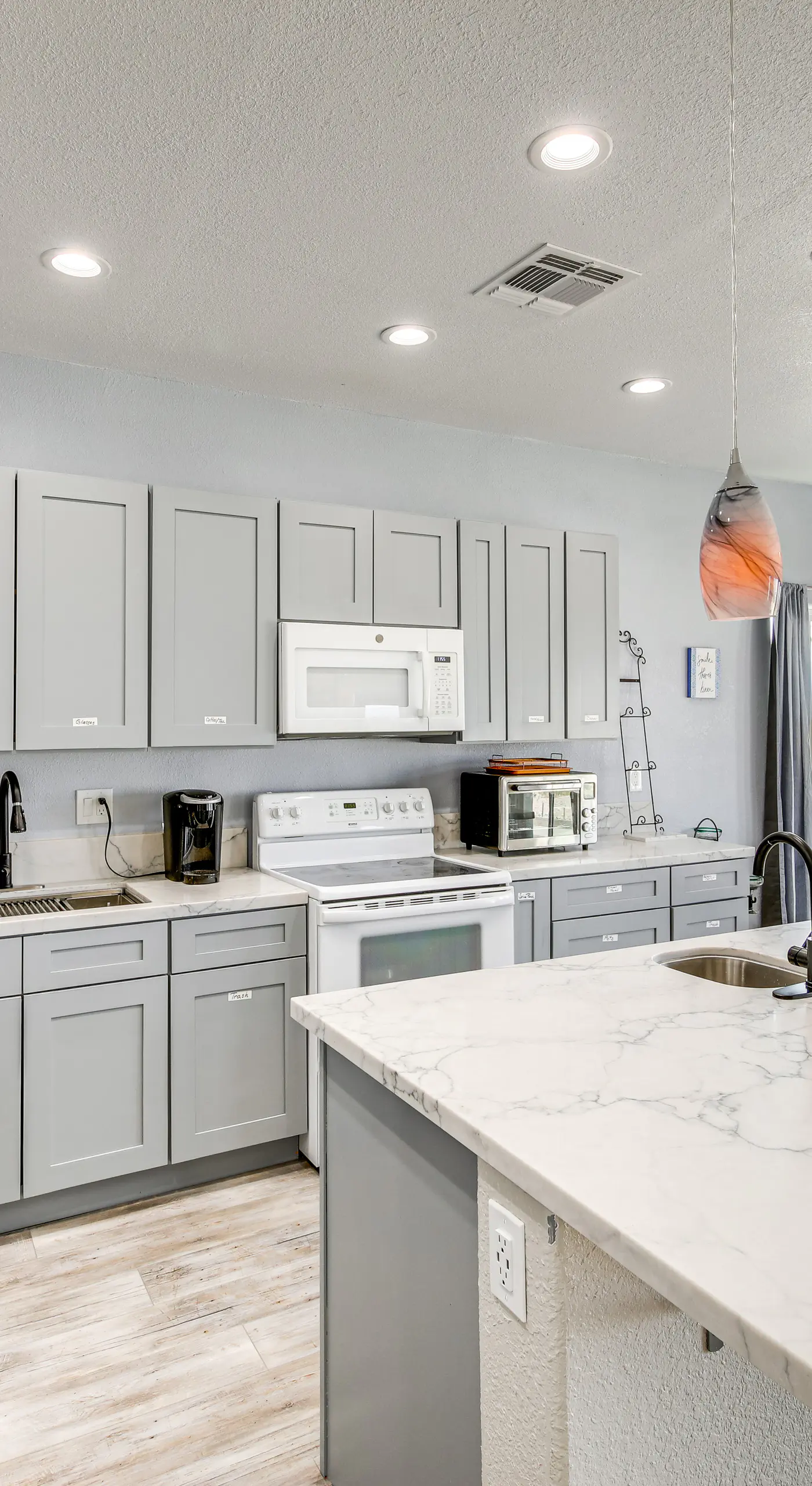 4 Mi to Casinos: Mtn-View Home in Bullhead City!