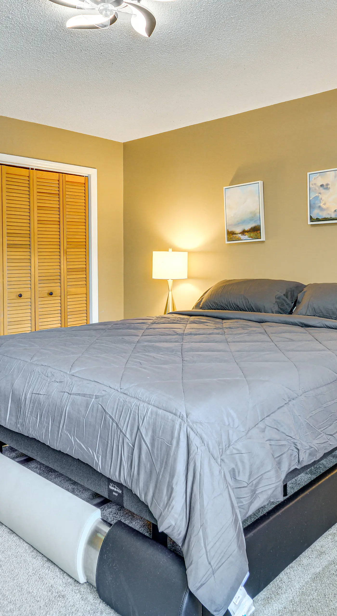 2 Mi to High Point University: Townhome w/ Patio