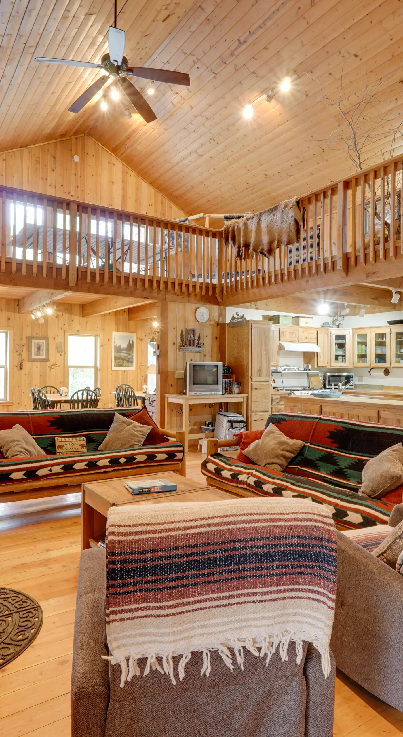 Pet-Friendly House w/ Deck: Near Crater Lake!