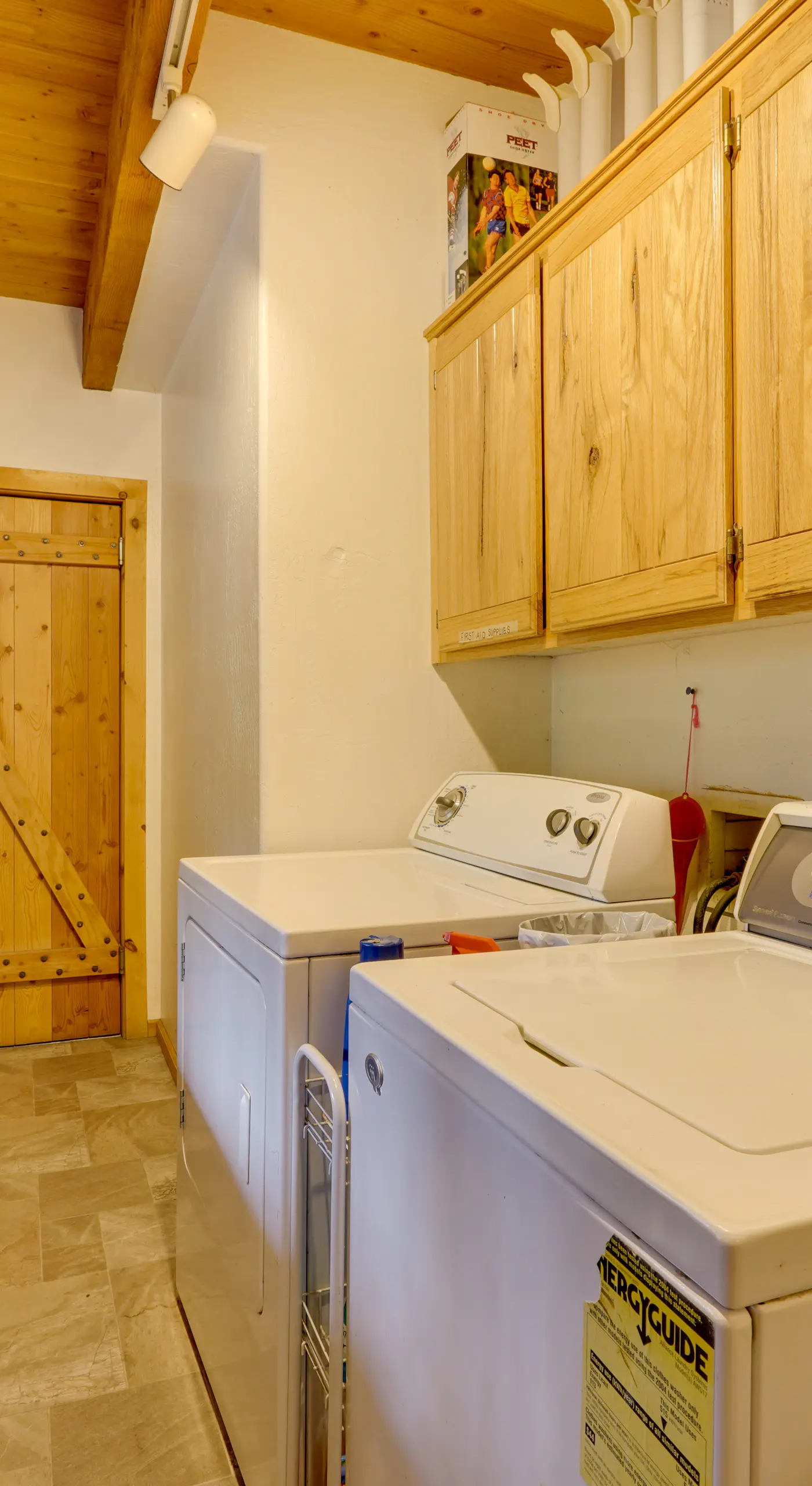 Pet-Friendly House w/ Deck: Near Crater Lake!