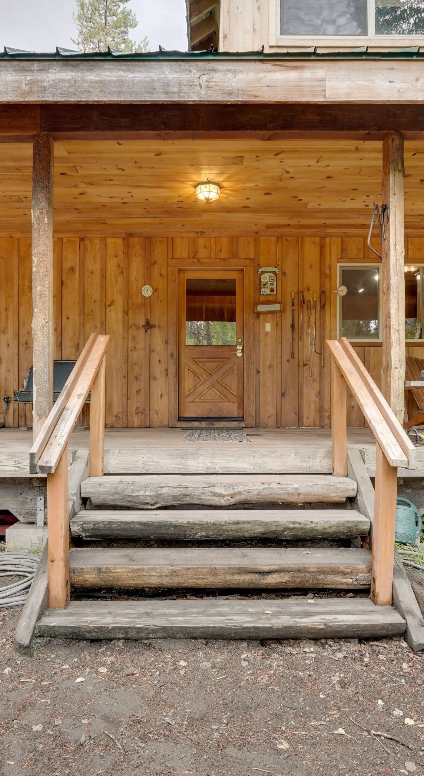 Pet-Friendly House w/ Deck: Near Crater Lake!