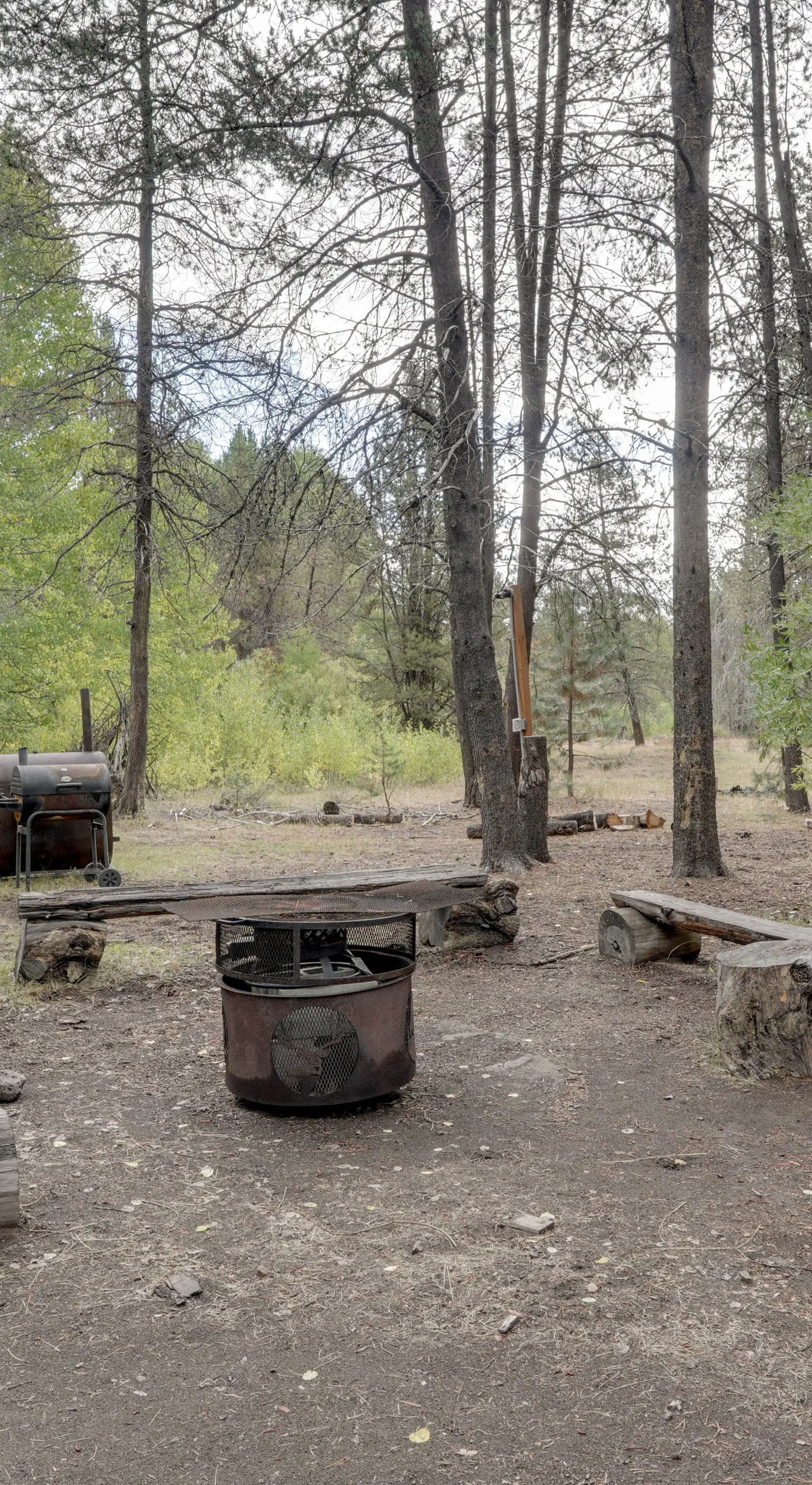 Pet-Friendly House w/ Deck: Near Crater Lake!