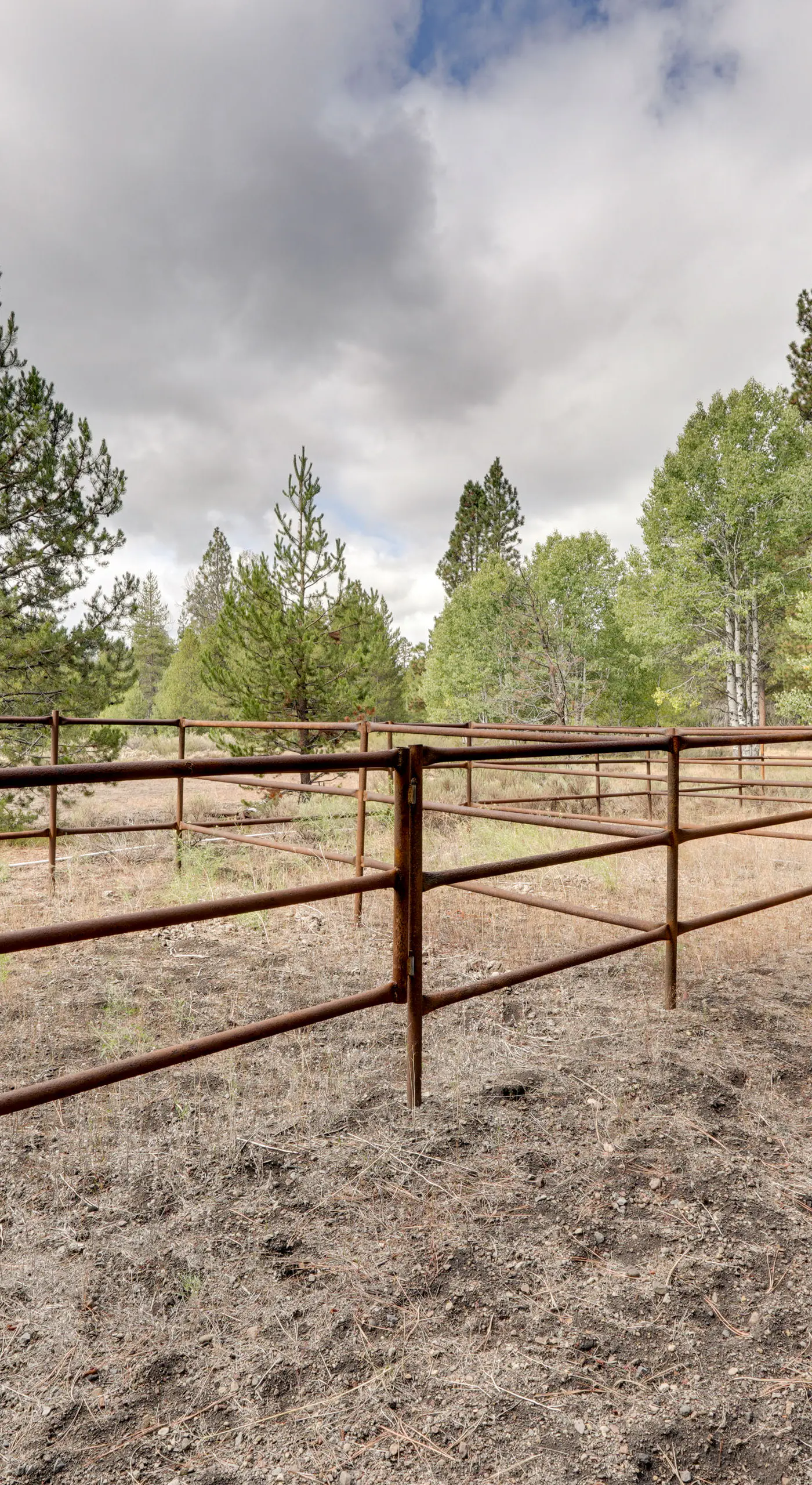 Pet-Friendly House w/ Deck: Near Crater Lake!