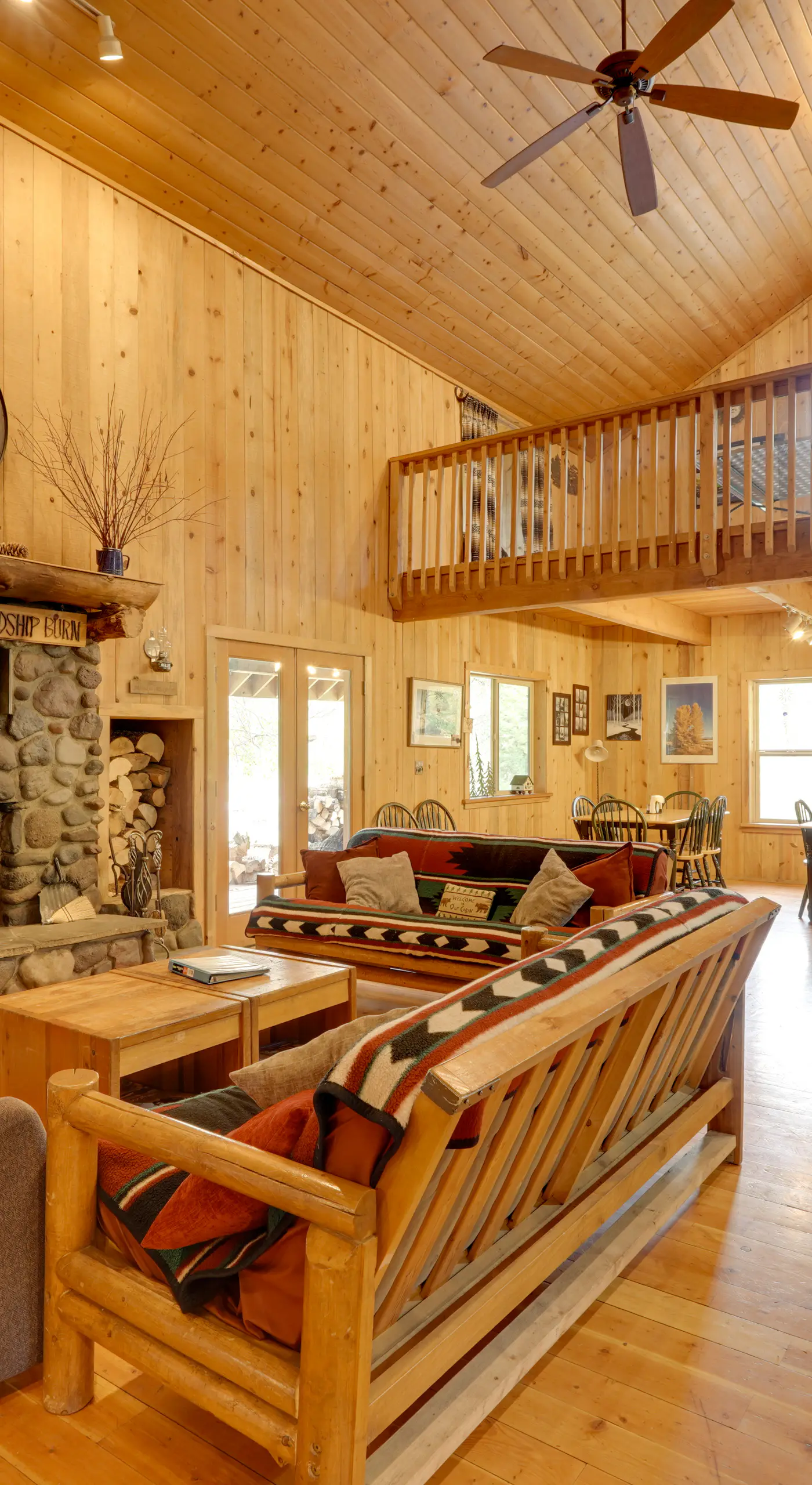 Pet-Friendly House w/ Deck: Near Crater Lake!
