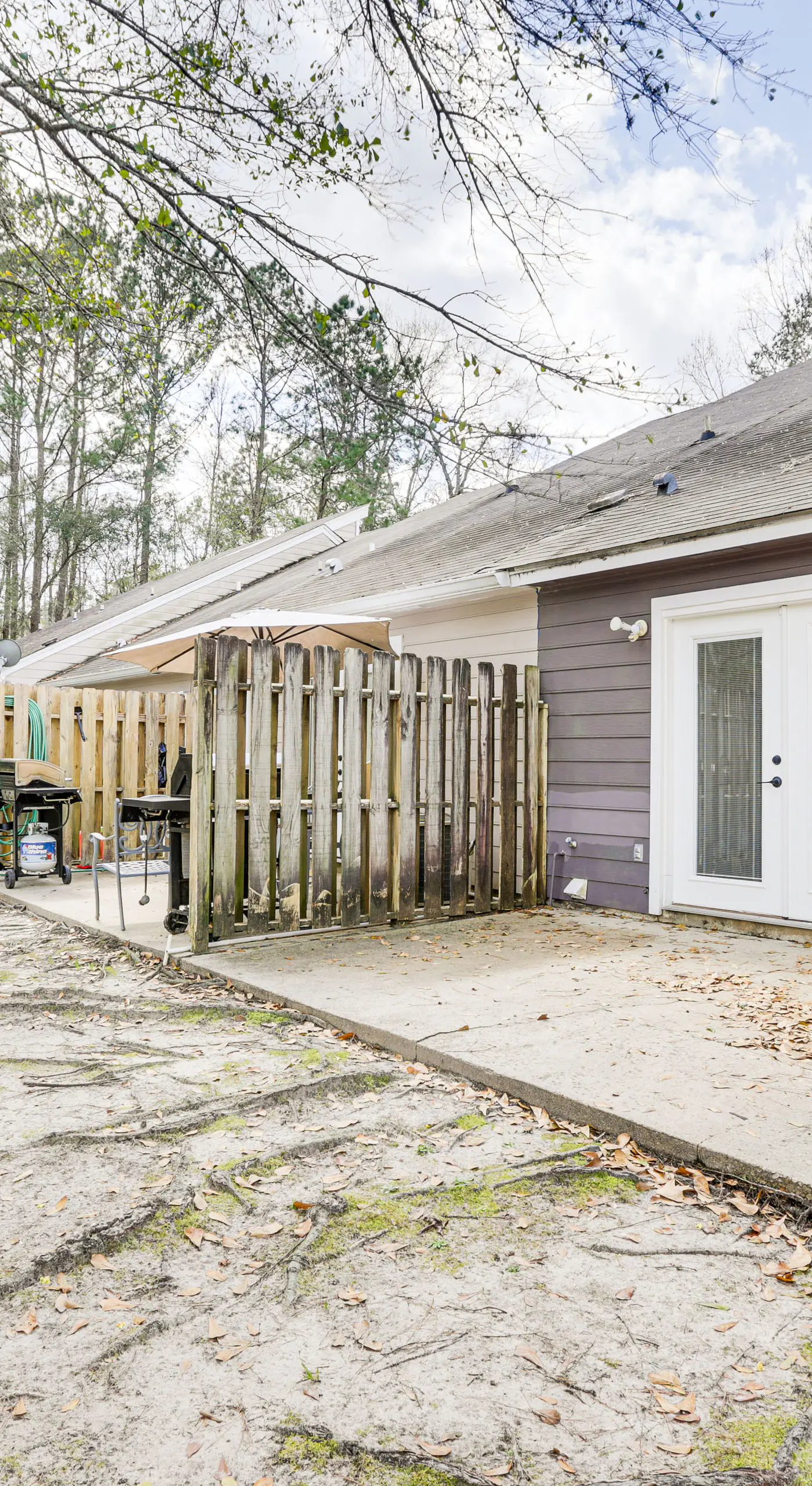 Updated Tallahassee Townhome: 3 Mi to Downtown!