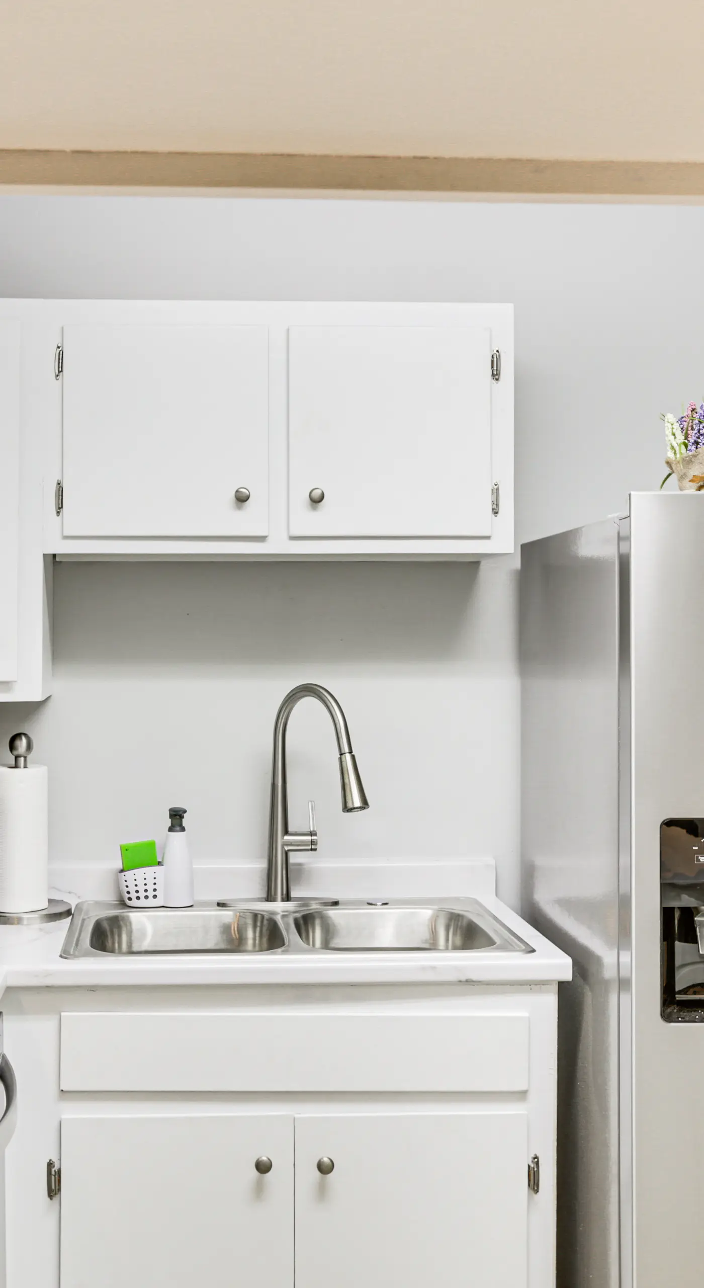 Updated Tallahassee Townhome: 3 Mi to Downtown!