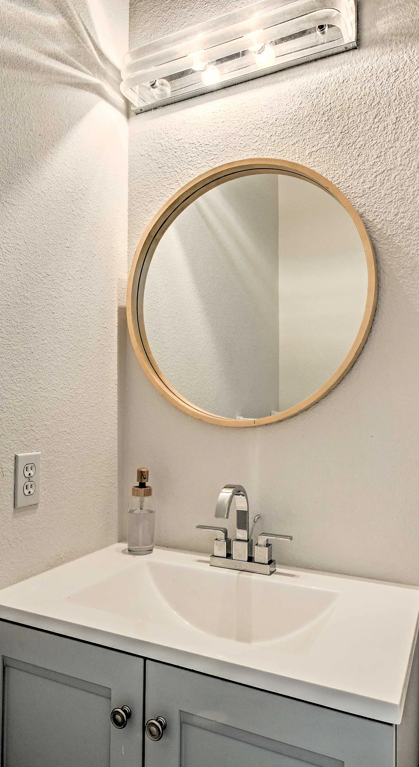1 Mi to Drinks & Dining: Getaway in Grants Pass
