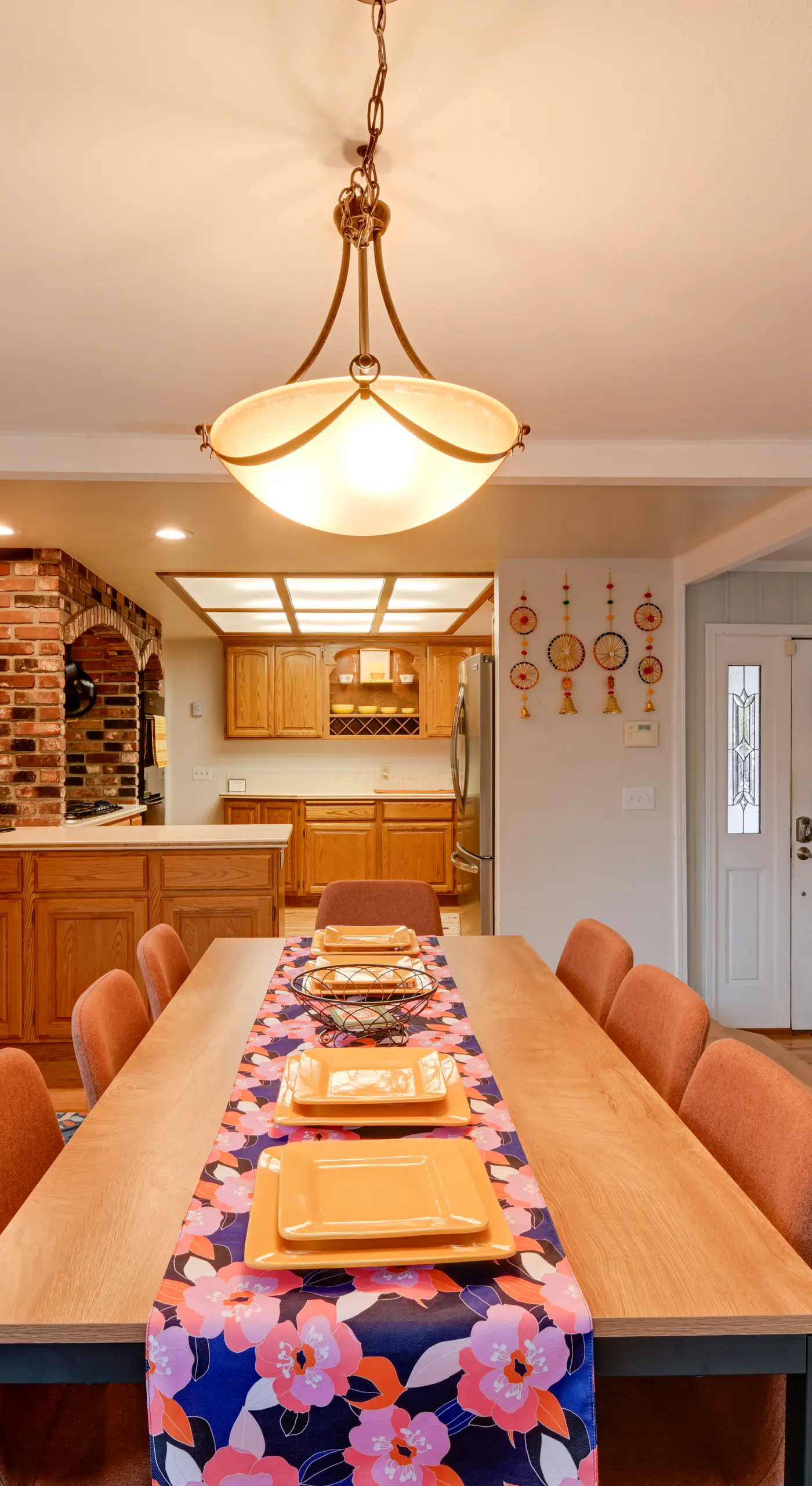 Spacious Grants Pass Home w/ Hot Tub & River Views