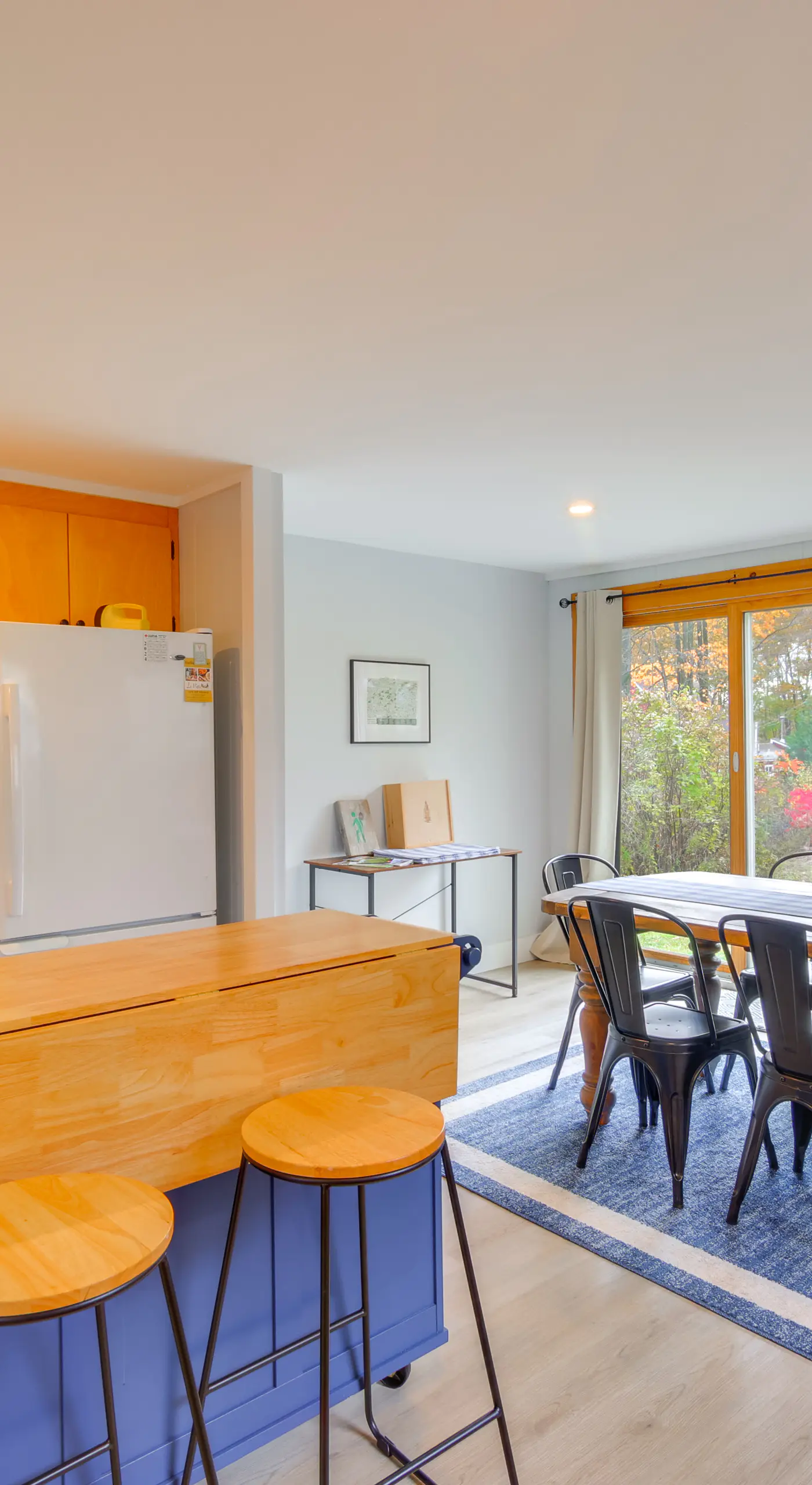 Comfortable Lincoln Home: Walk to Main Street!