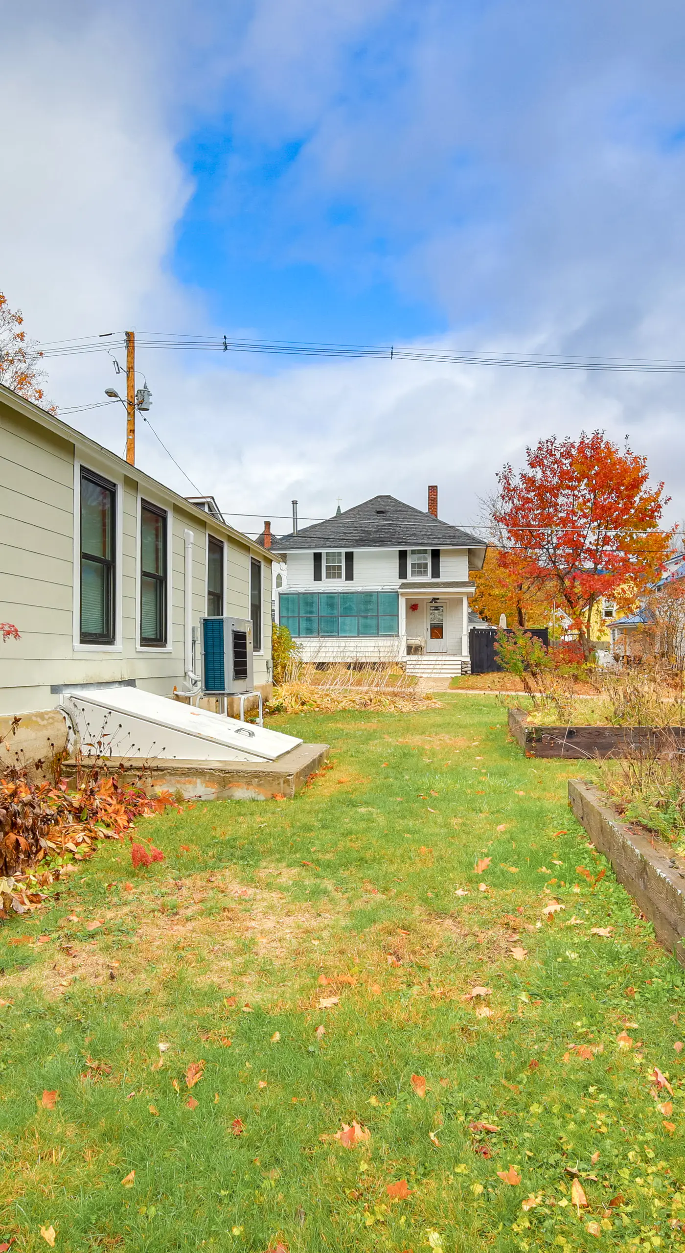 Comfortable Lincoln Home: Walk to Main Street!