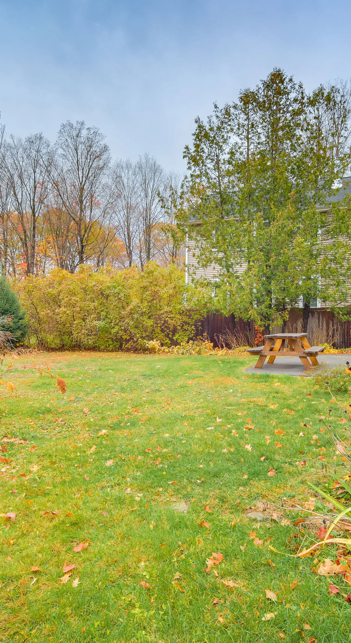 Comfortable Lincoln Home: Walk to Main Street!