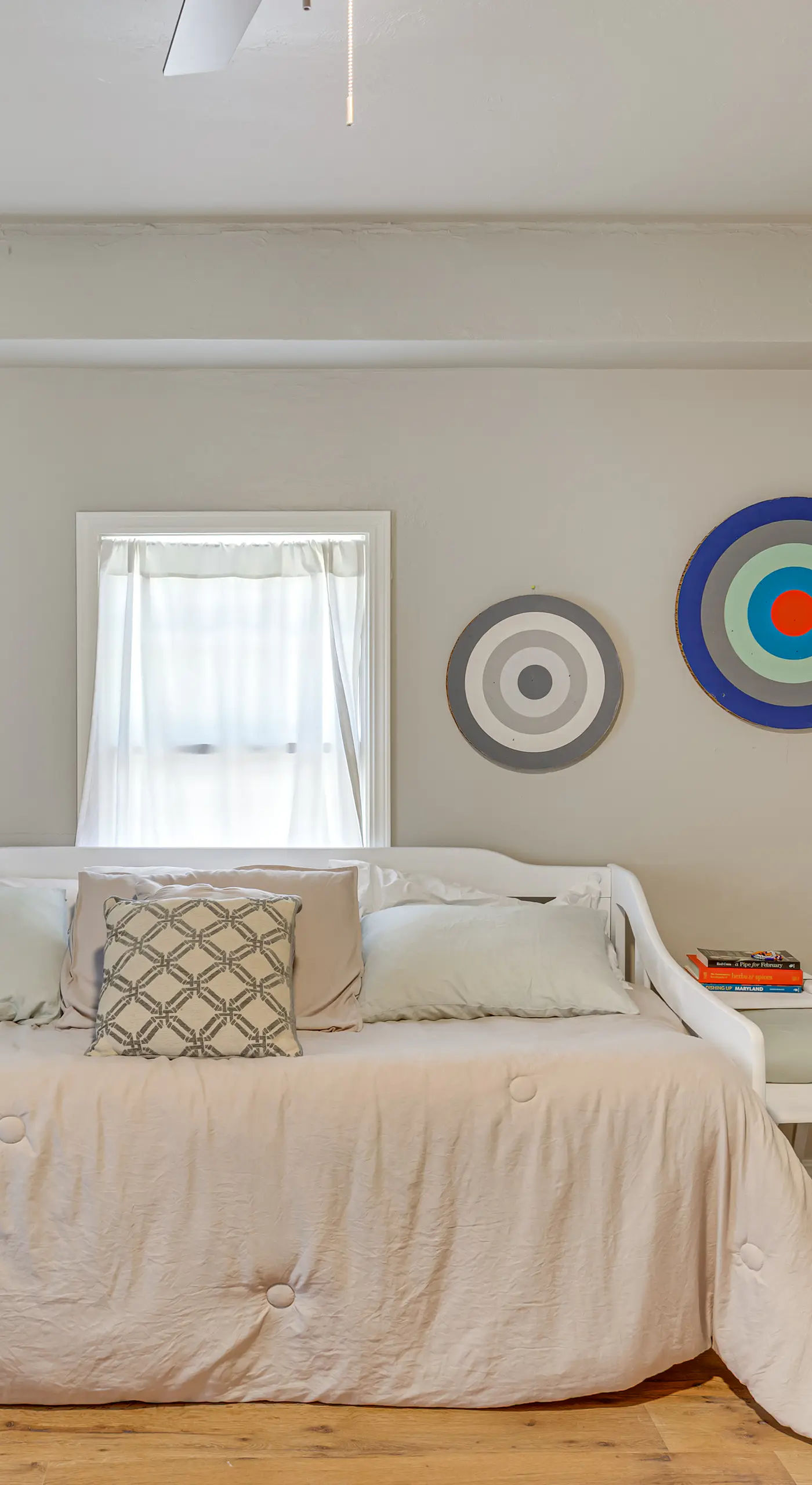 3 Mi to Dtwn OKC: Pet-Friendly Paseo Gem!
