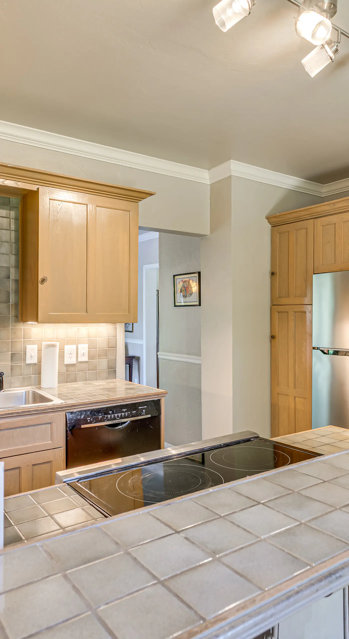 3 Mi to Dtwn OKC: Pet-Friendly Paseo Gem!