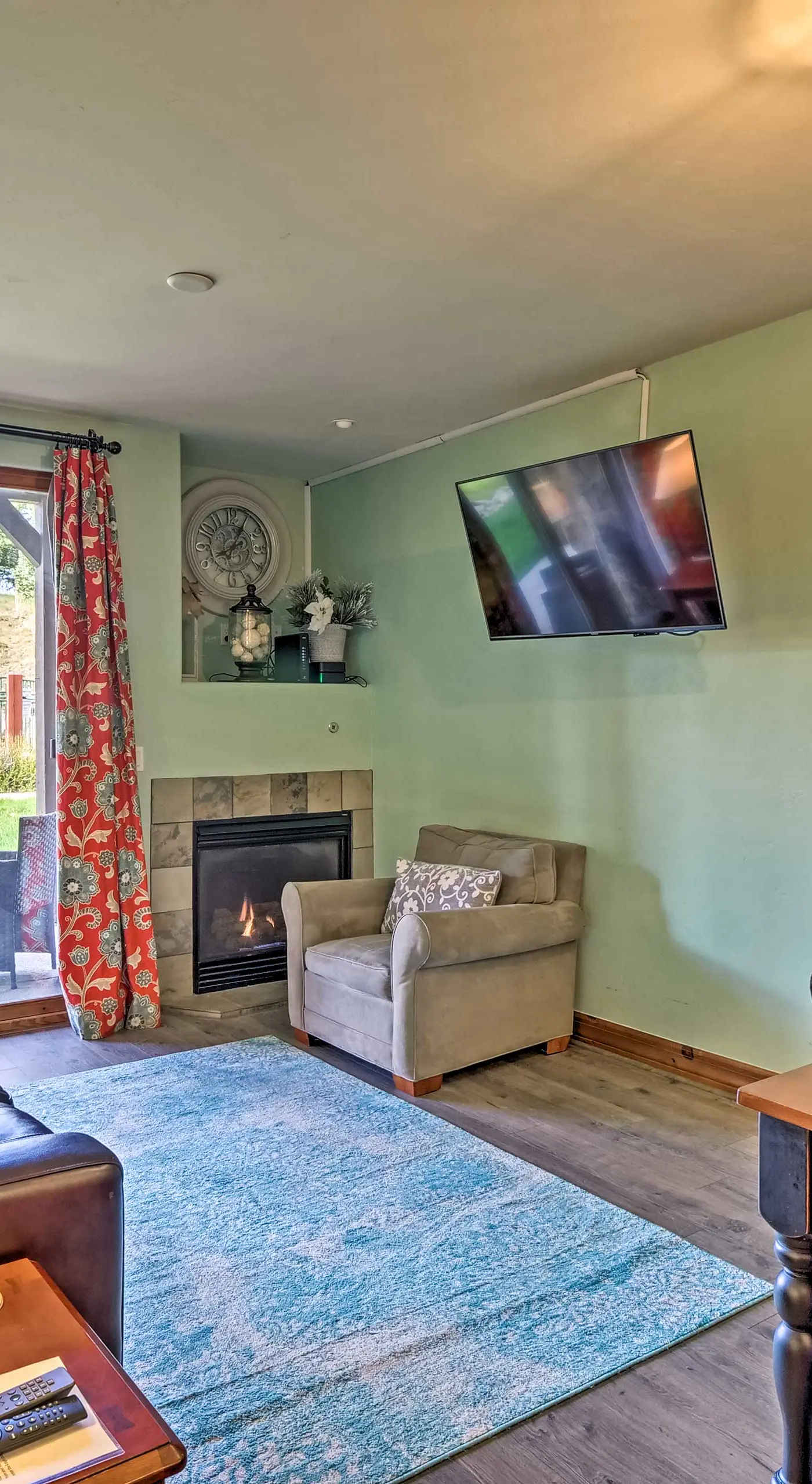Couple's Ski Condo: 1 Mi to Breckenridge Golf Club