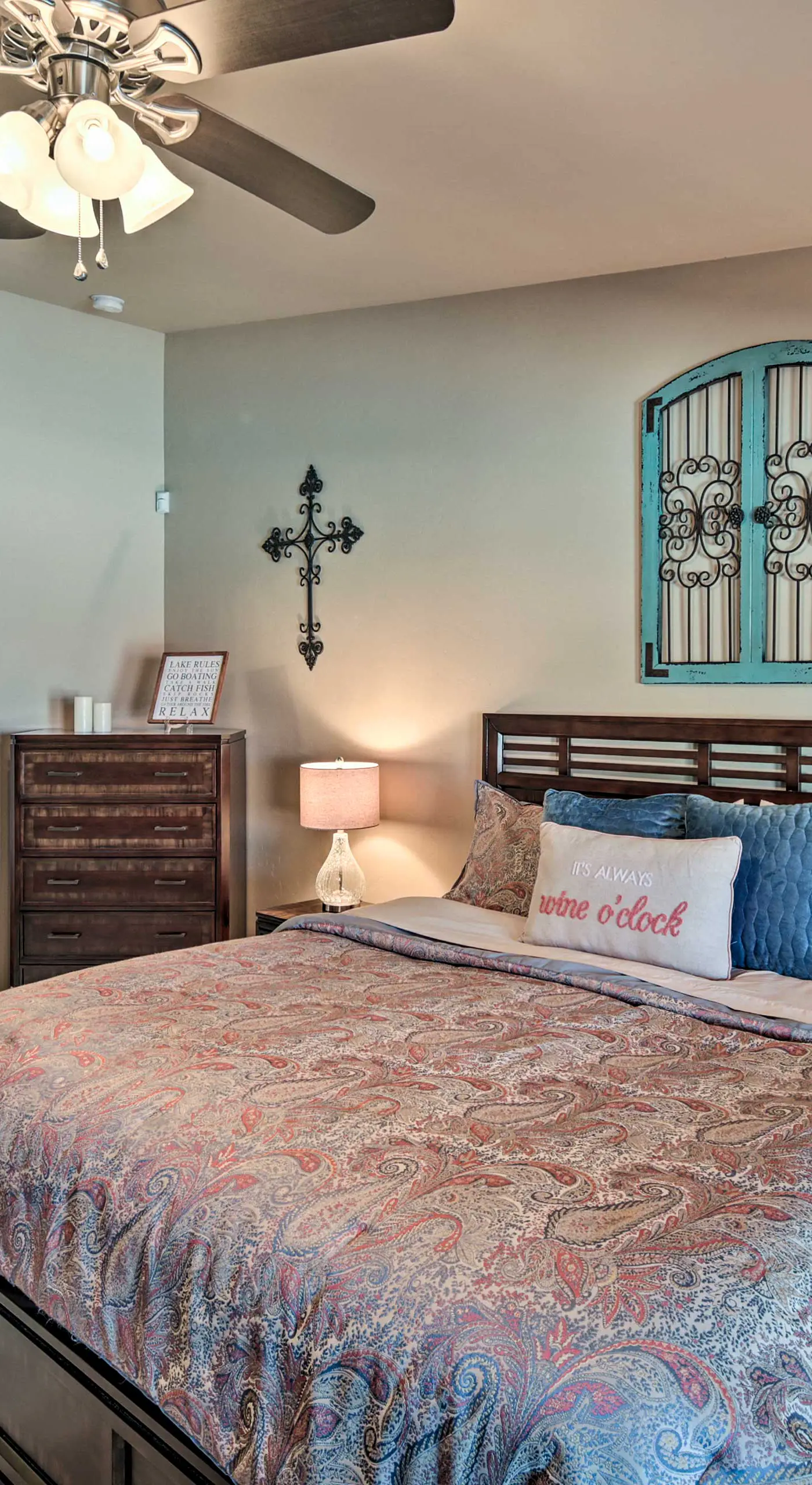 Pool, Hot Tub & Lake Views: Lake Havasu Home!
