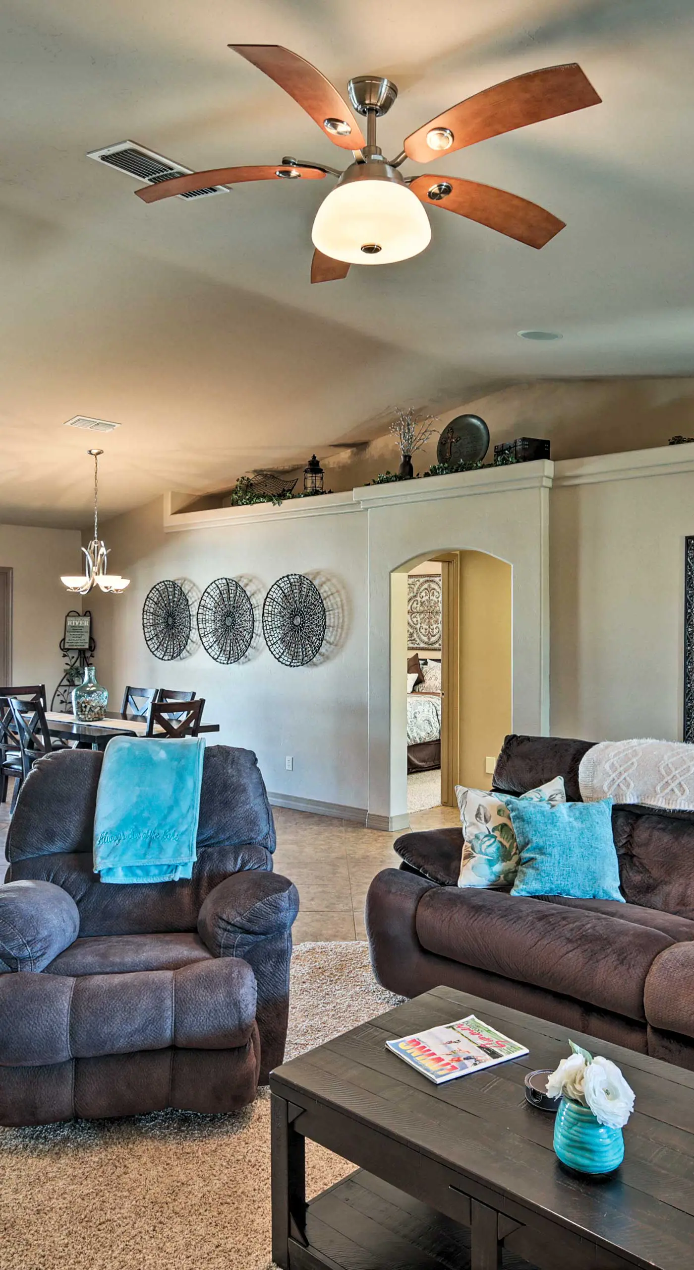 Pool, Hot Tub & Lake Views: Lake Havasu Home!