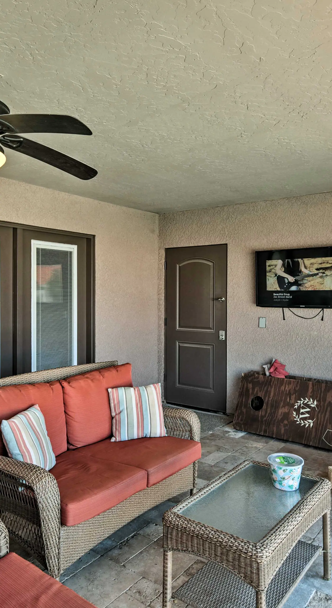 Pool, Hot Tub & Lake Views: Lake Havasu Home!