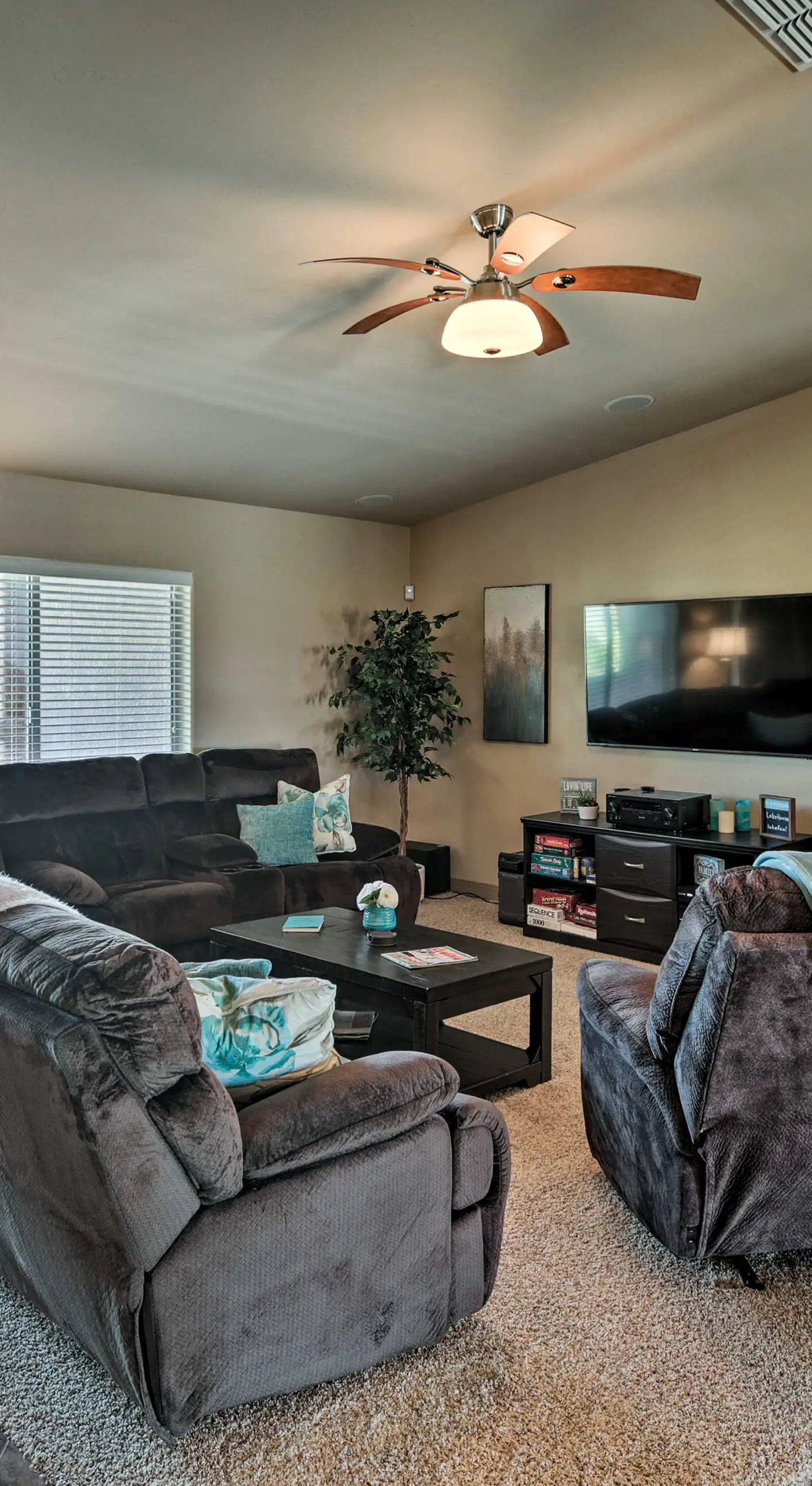 Pool, Hot Tub & Lake Views: Lake Havasu Home!