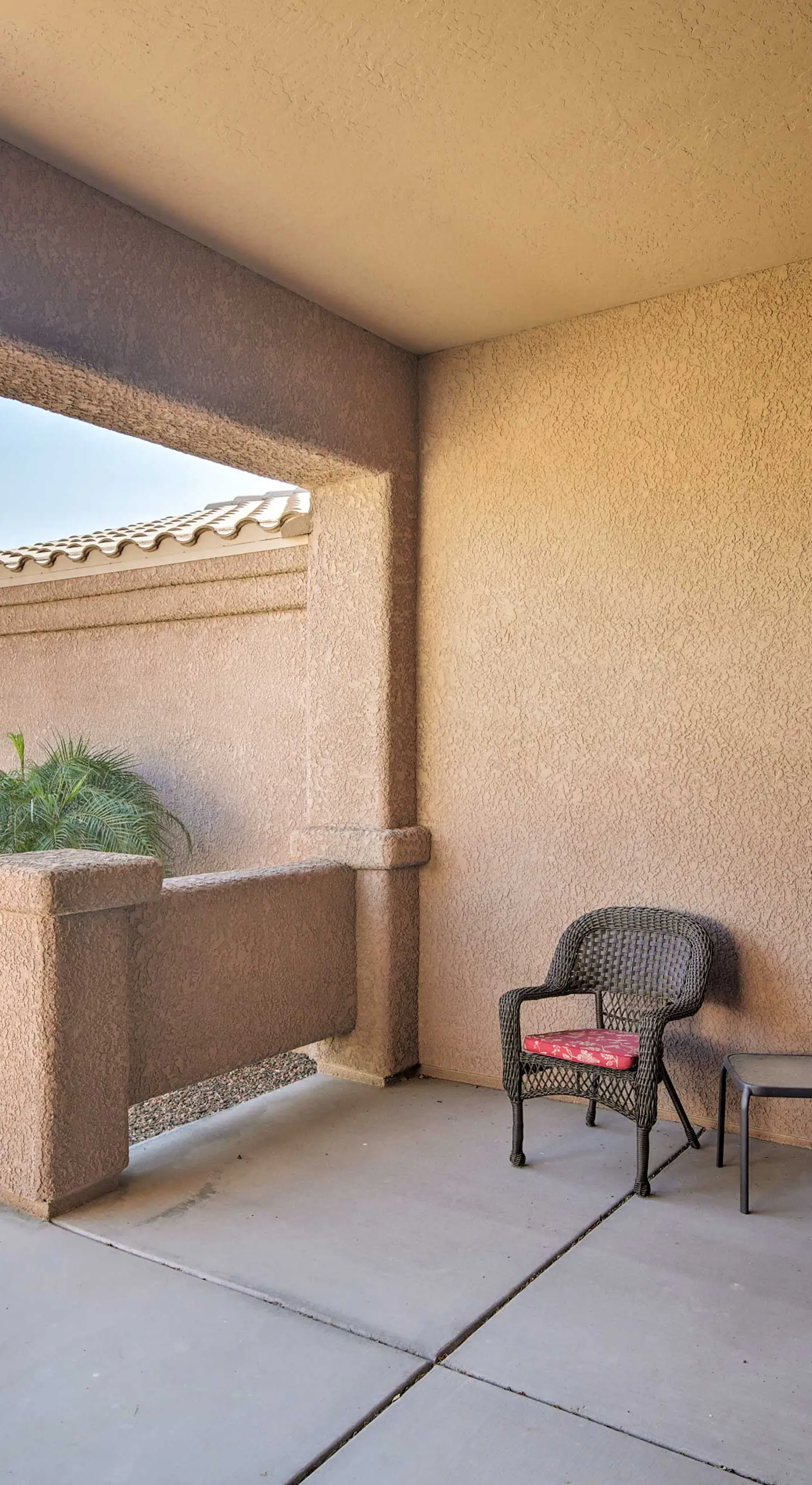 Pool, Hot Tub & Lake Views: Lake Havasu Home!