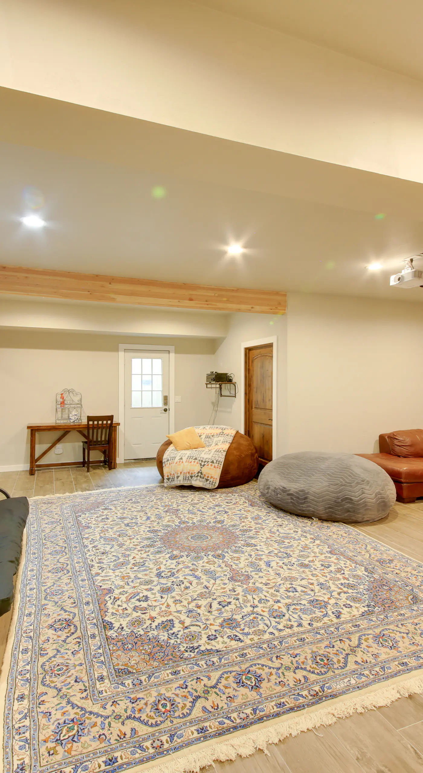 Expansive Group Lake House w/ Private Hot Tub!
