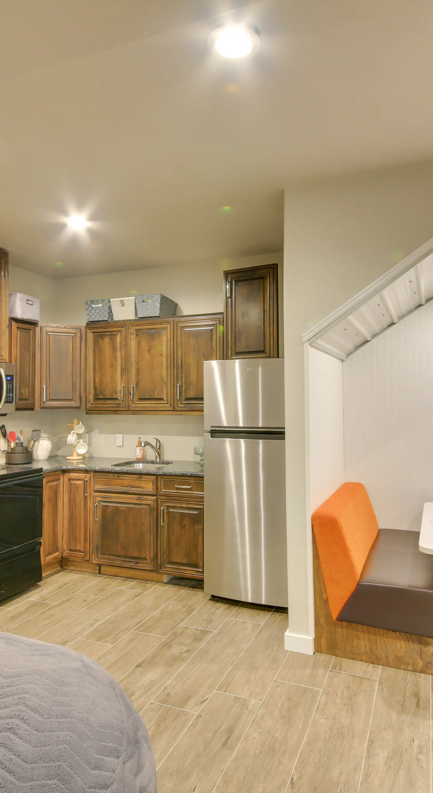 Expansive Group Lake House w/ Private Hot Tub!