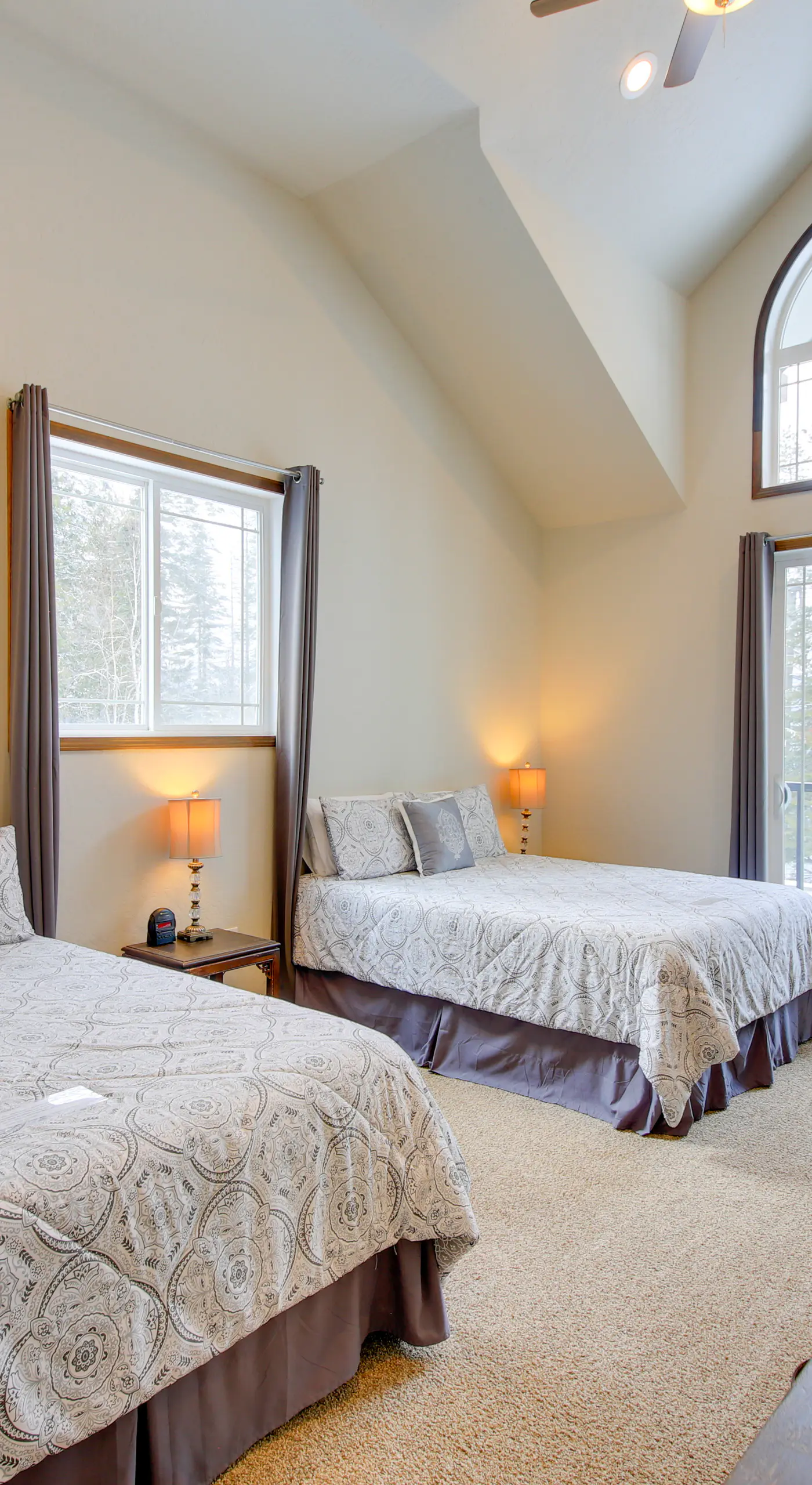 Expansive Group Lake House w/ Private Hot Tub!