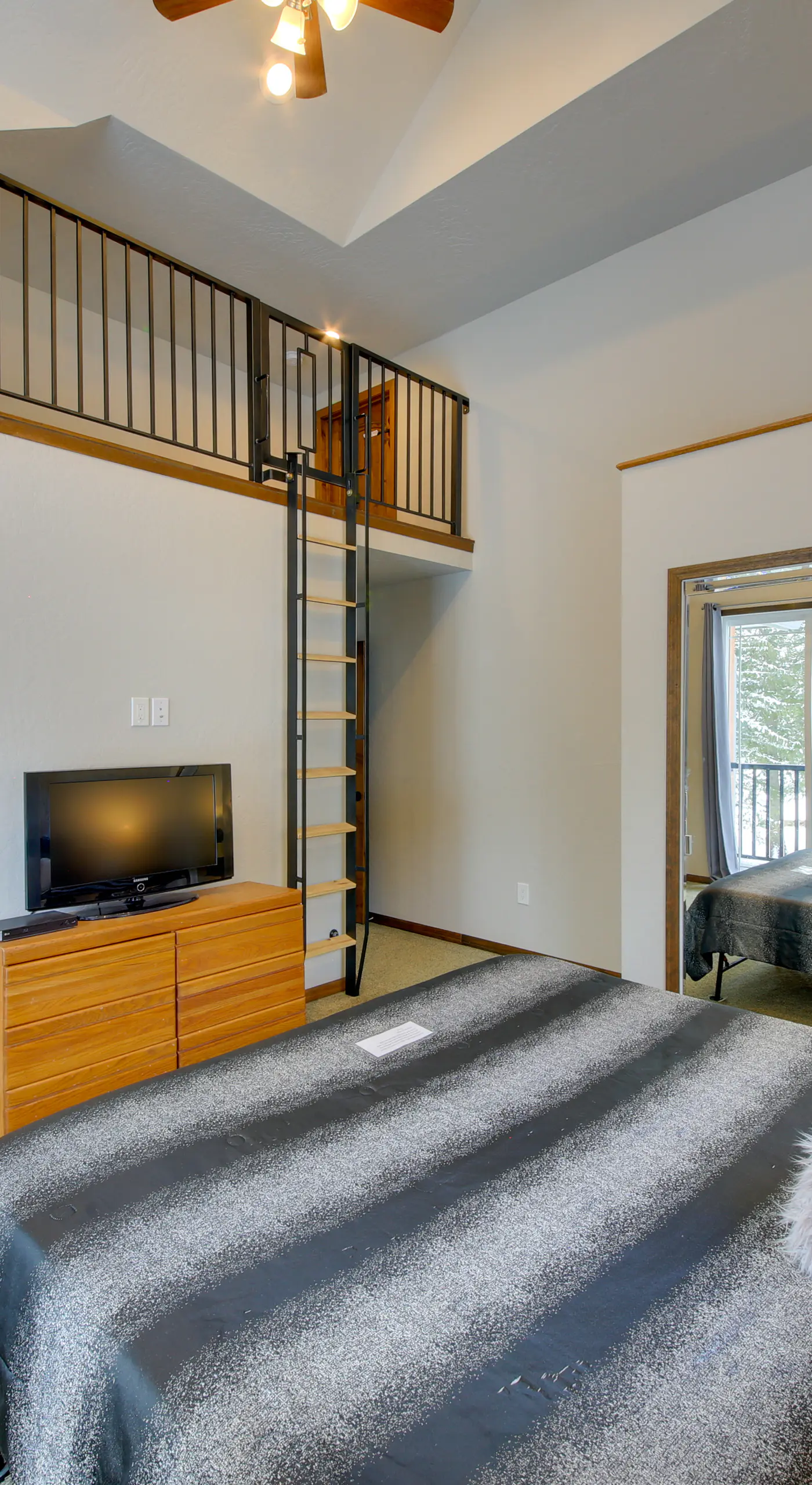 Expansive Group Lake House w/ Private Hot Tub!