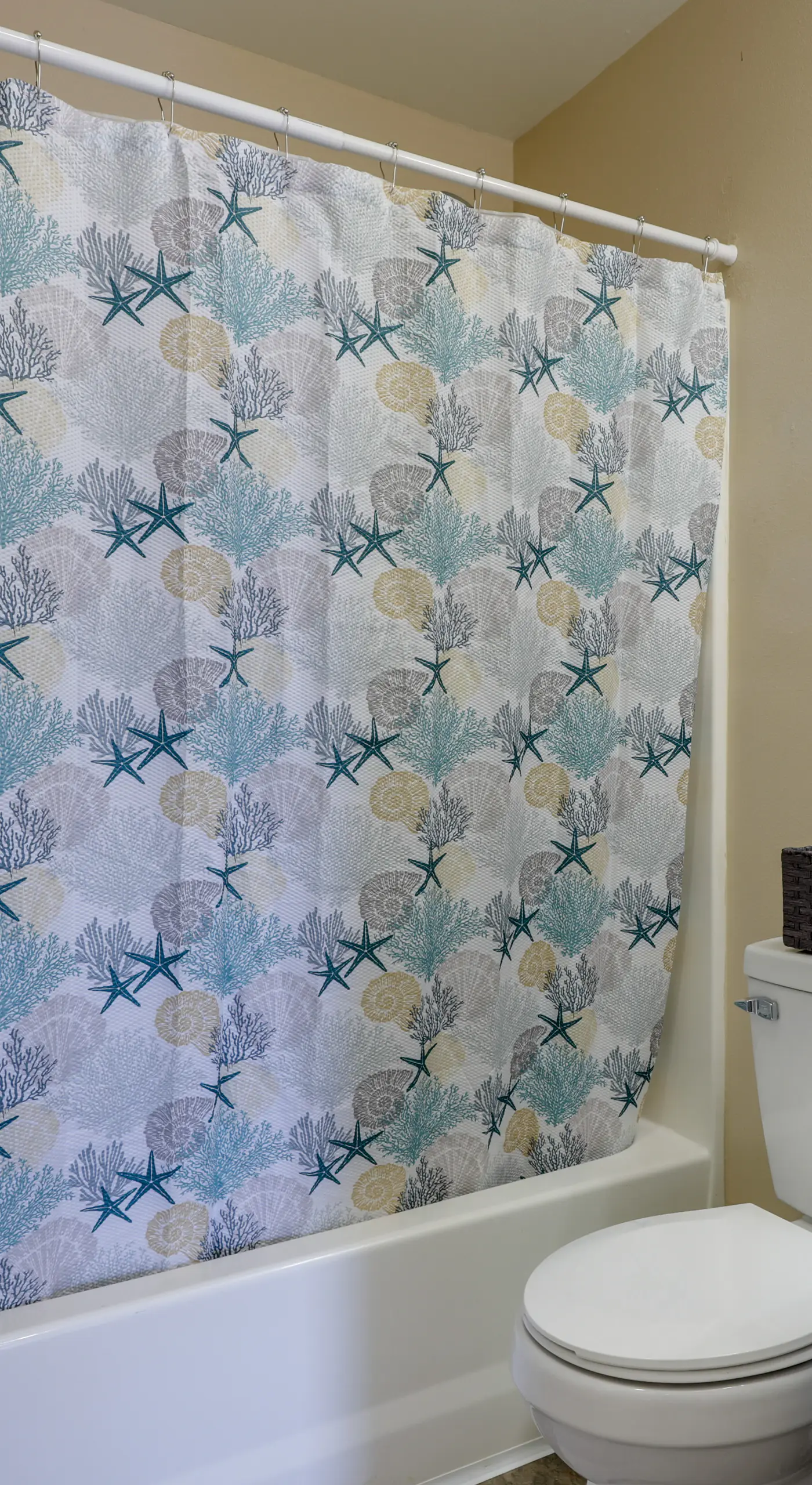 2 Mi to Rotary Park! Pet-Friendly Home w/ Fire Pit