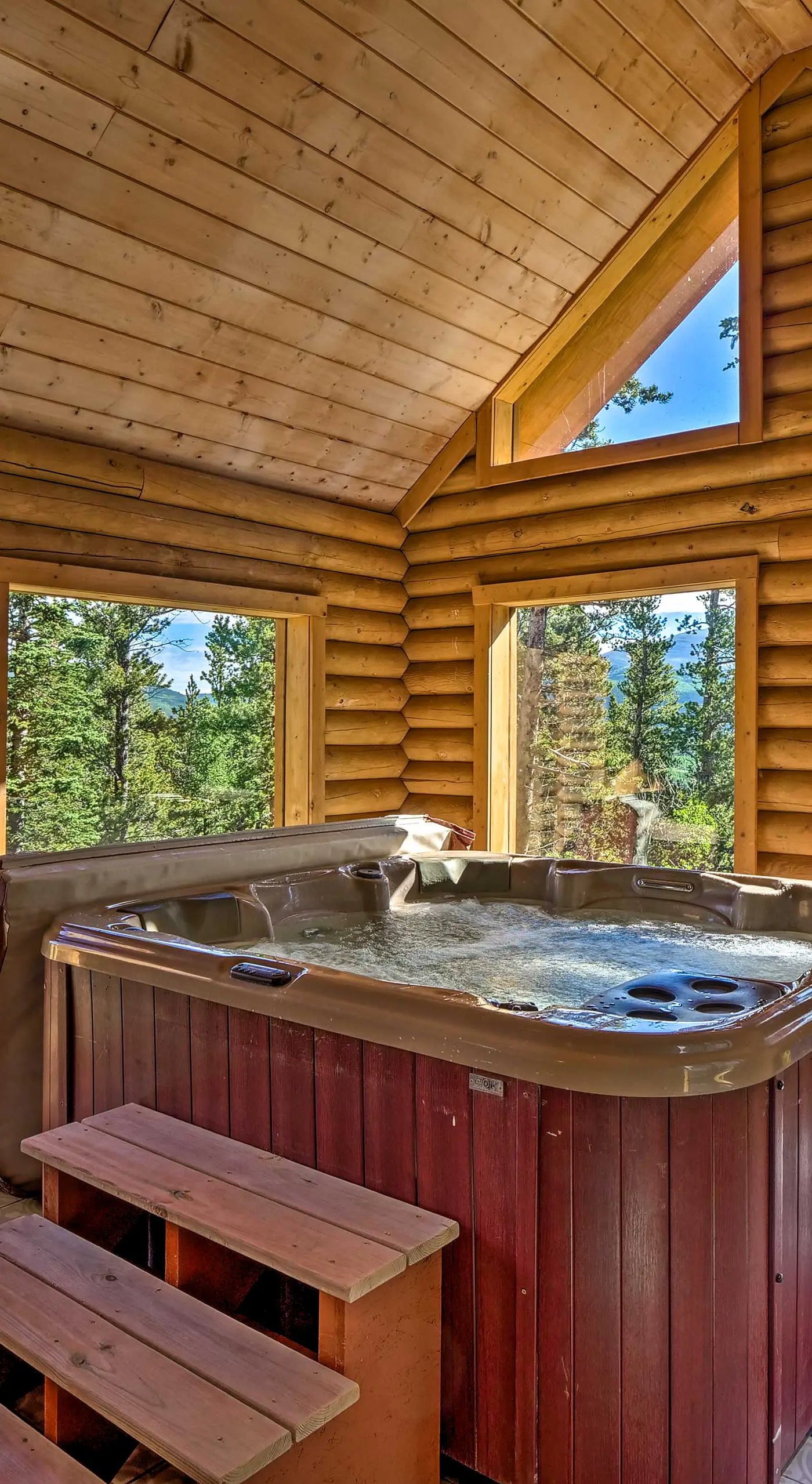 Expansive Alma Cabin w/ Hot Tub & Mountain Views!
