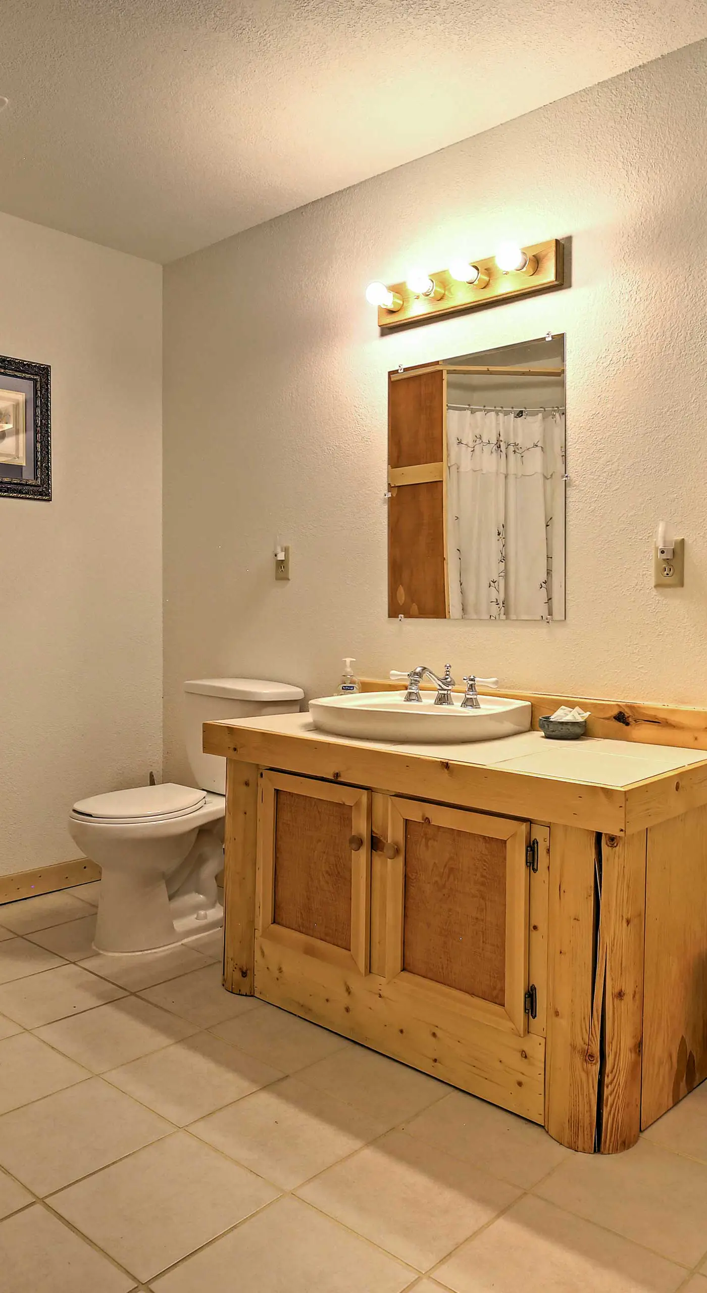 Expansive Alma Cabin w/ Hot Tub & Mountain Views!