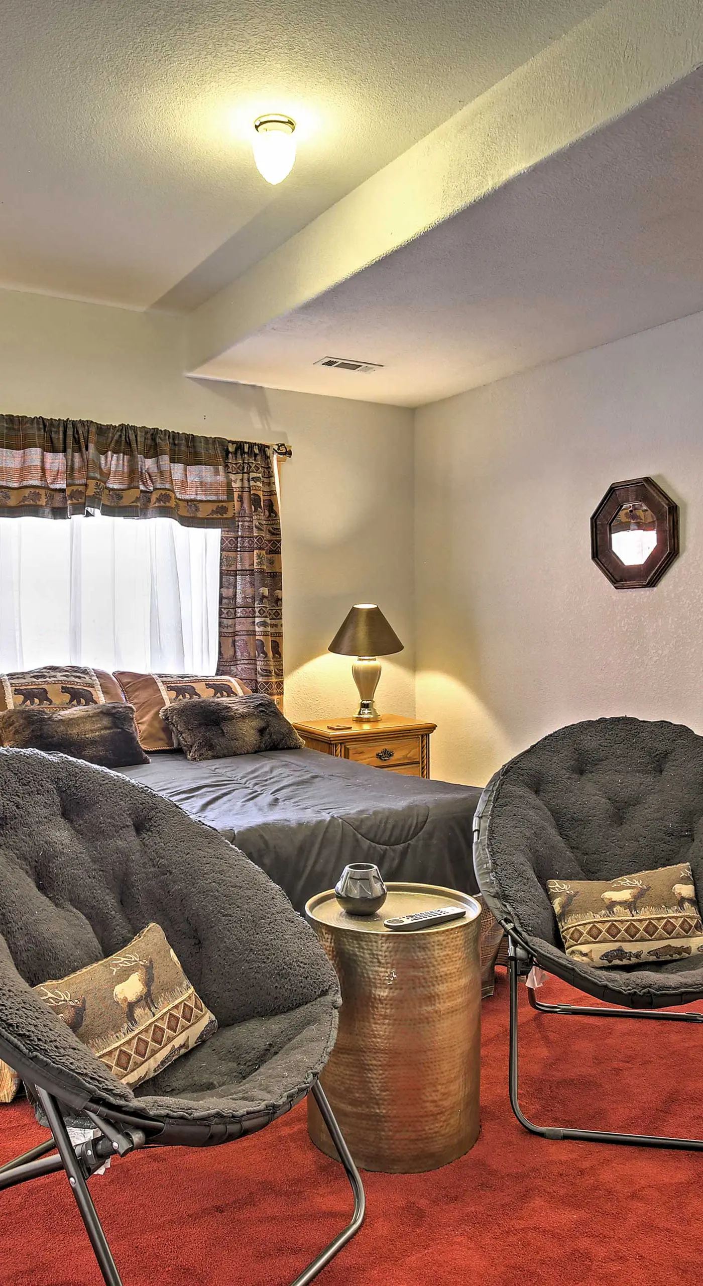 Expansive Alma Cabin w/ Hot Tub & Mountain Views!