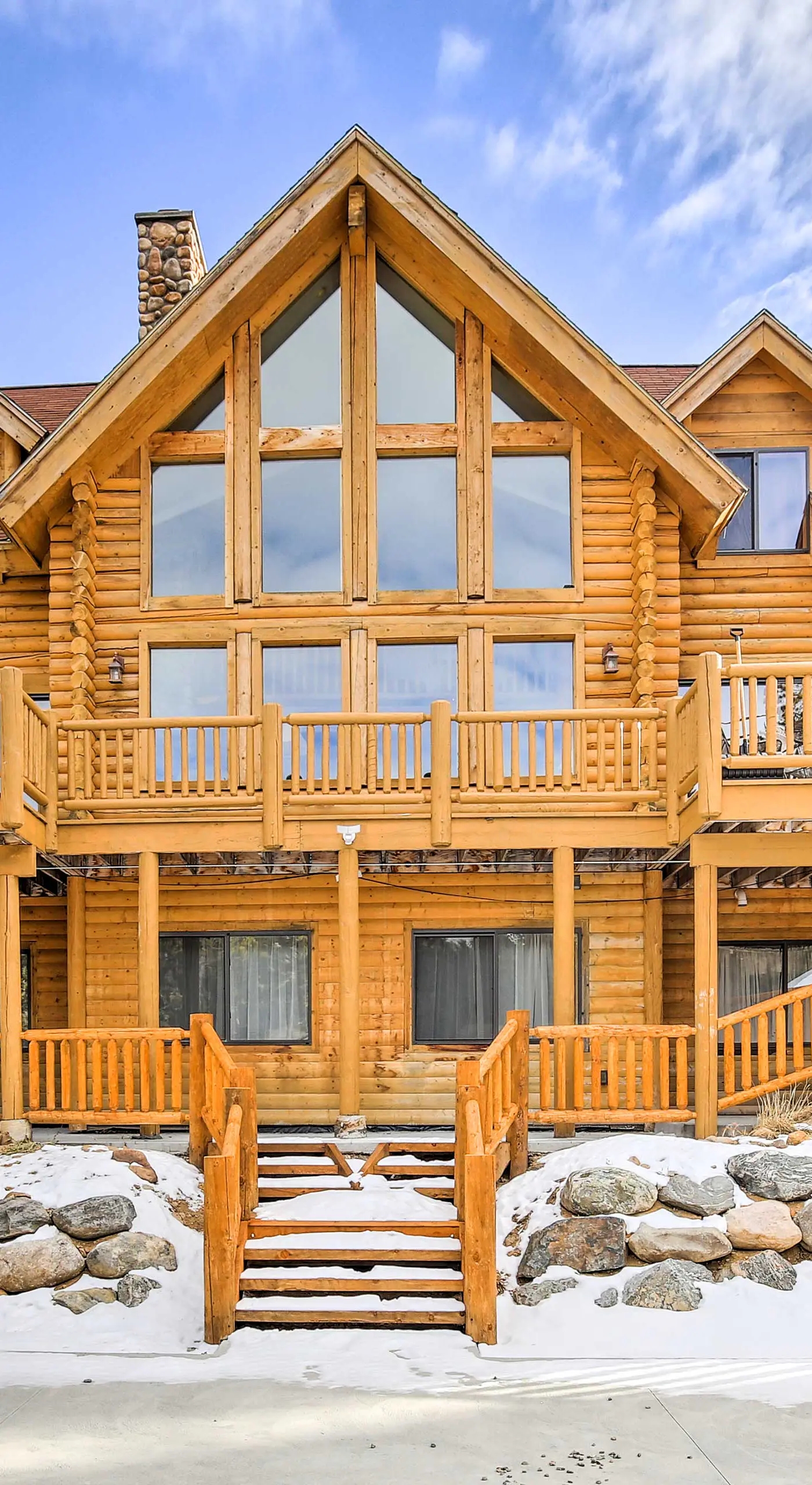 Expansive Alma Cabin w/ Hot Tub & Mountain Views!