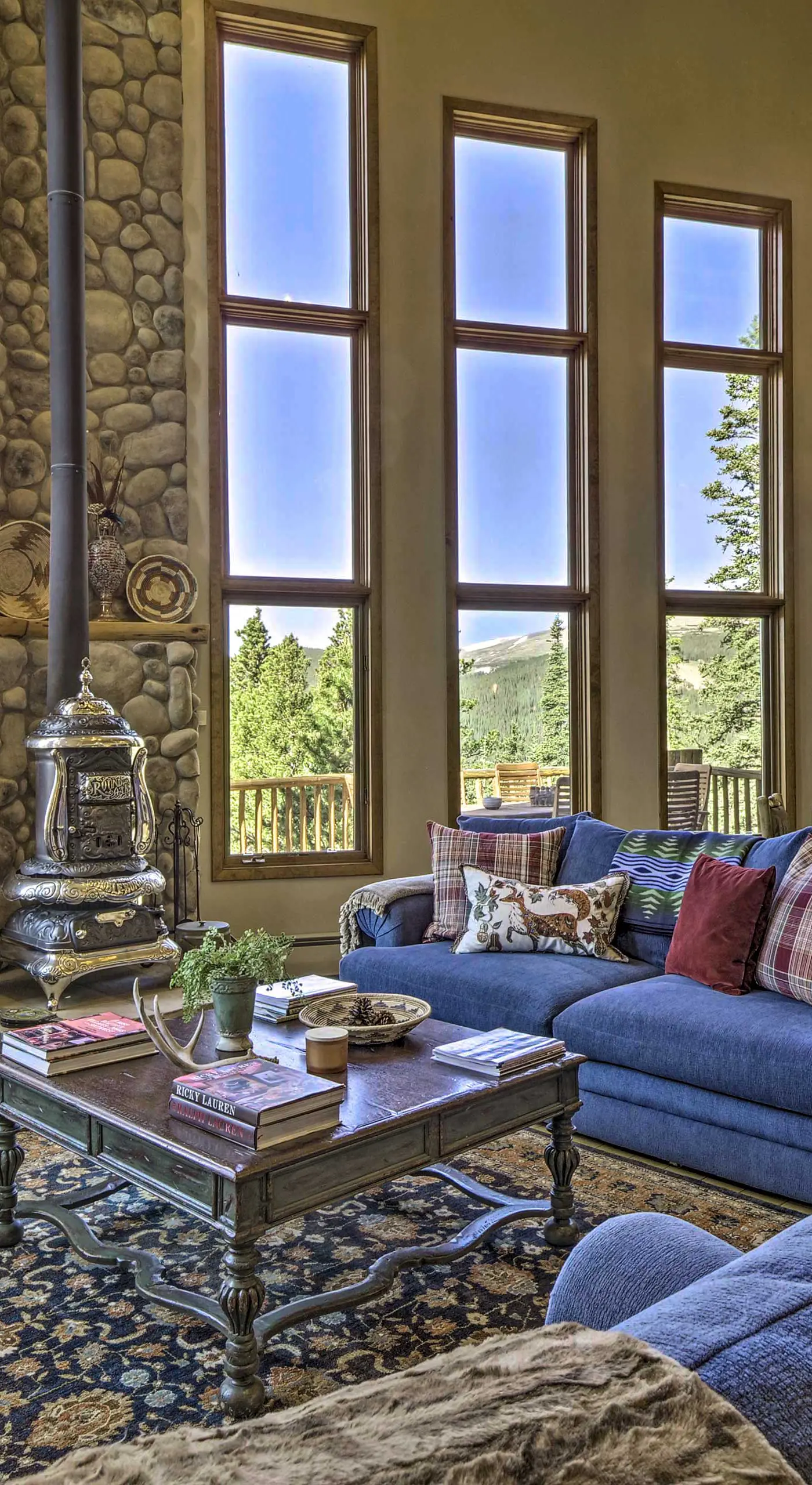 Spacious Fairplay Retreat w/ Hot Tub & Fire Pit!